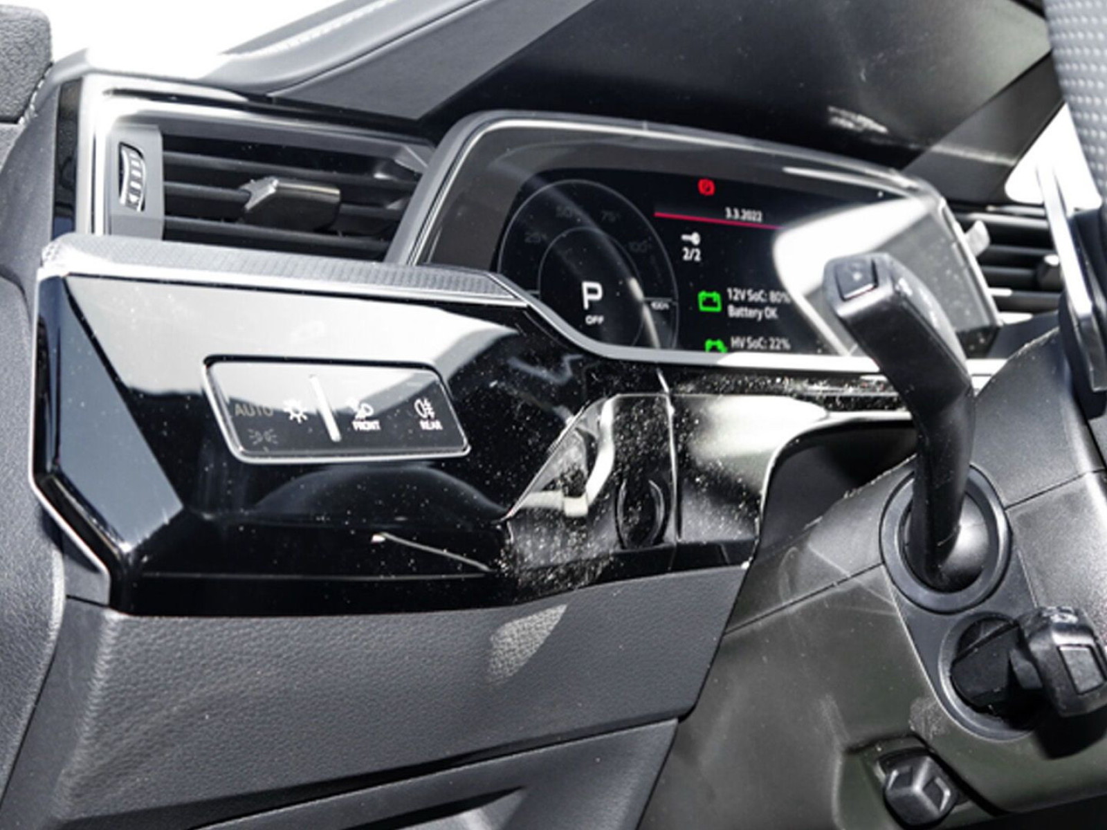 Audi - e-tron Sportback_16