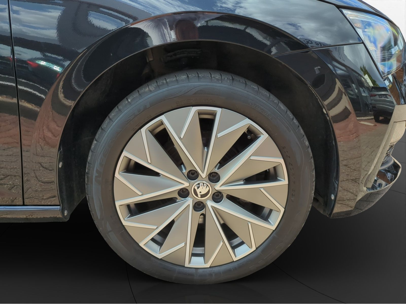 Škoda - Scala_13