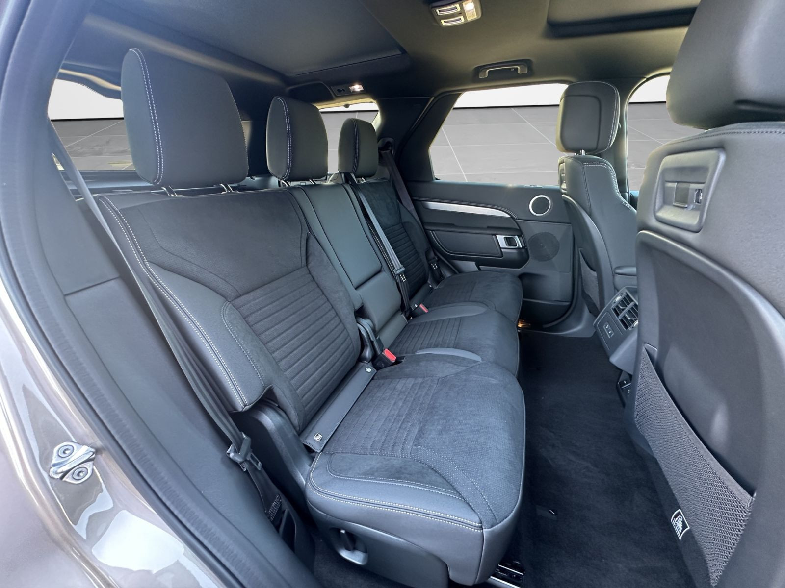 Land Rover - Discovery_5