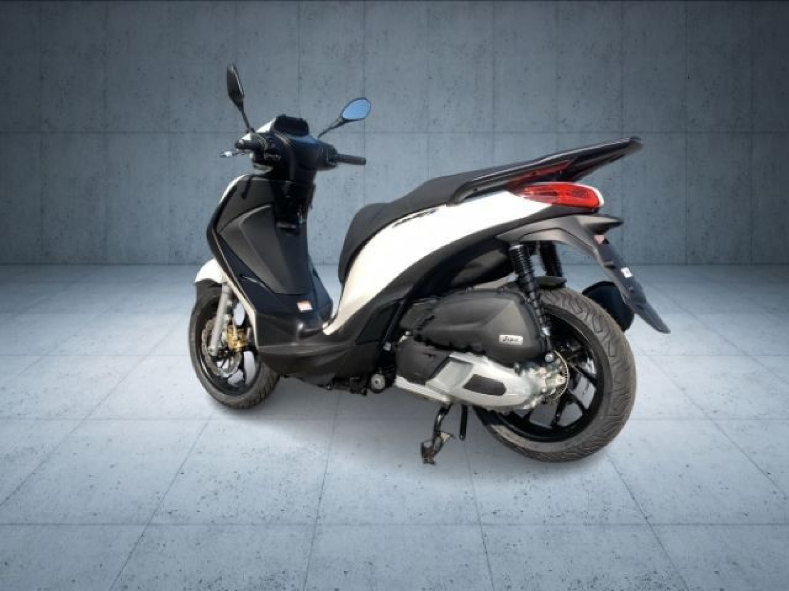 Piaggio - _3