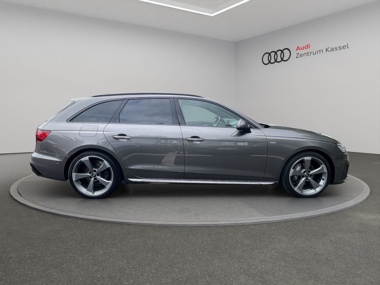 Audi - A4 Avant_8