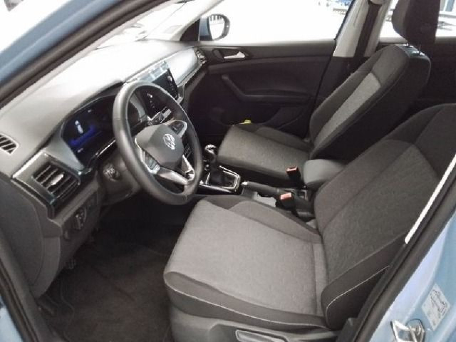 Volkswagen - T-Cross_9