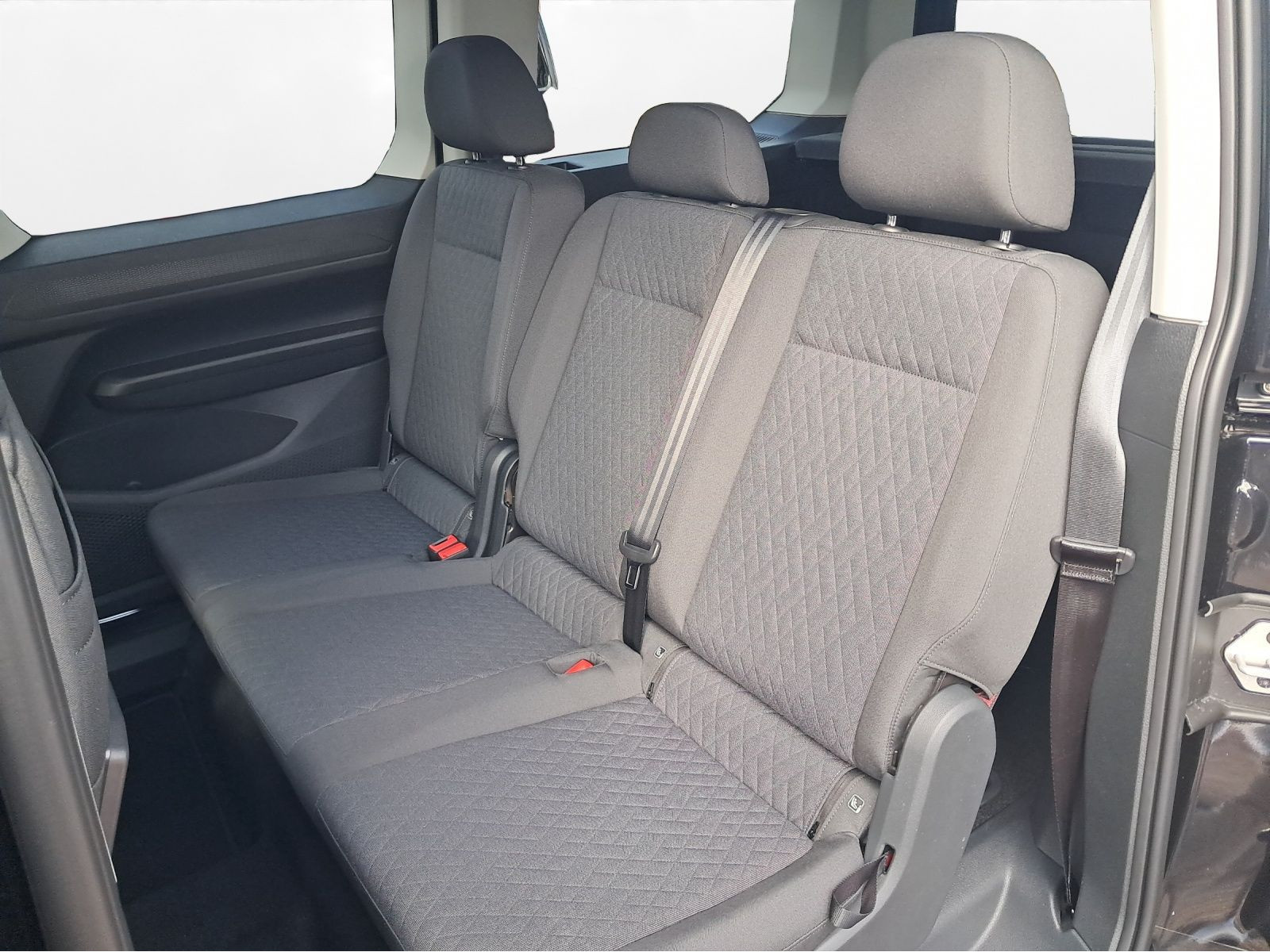 Volkswagen - Caddy Maxi_14