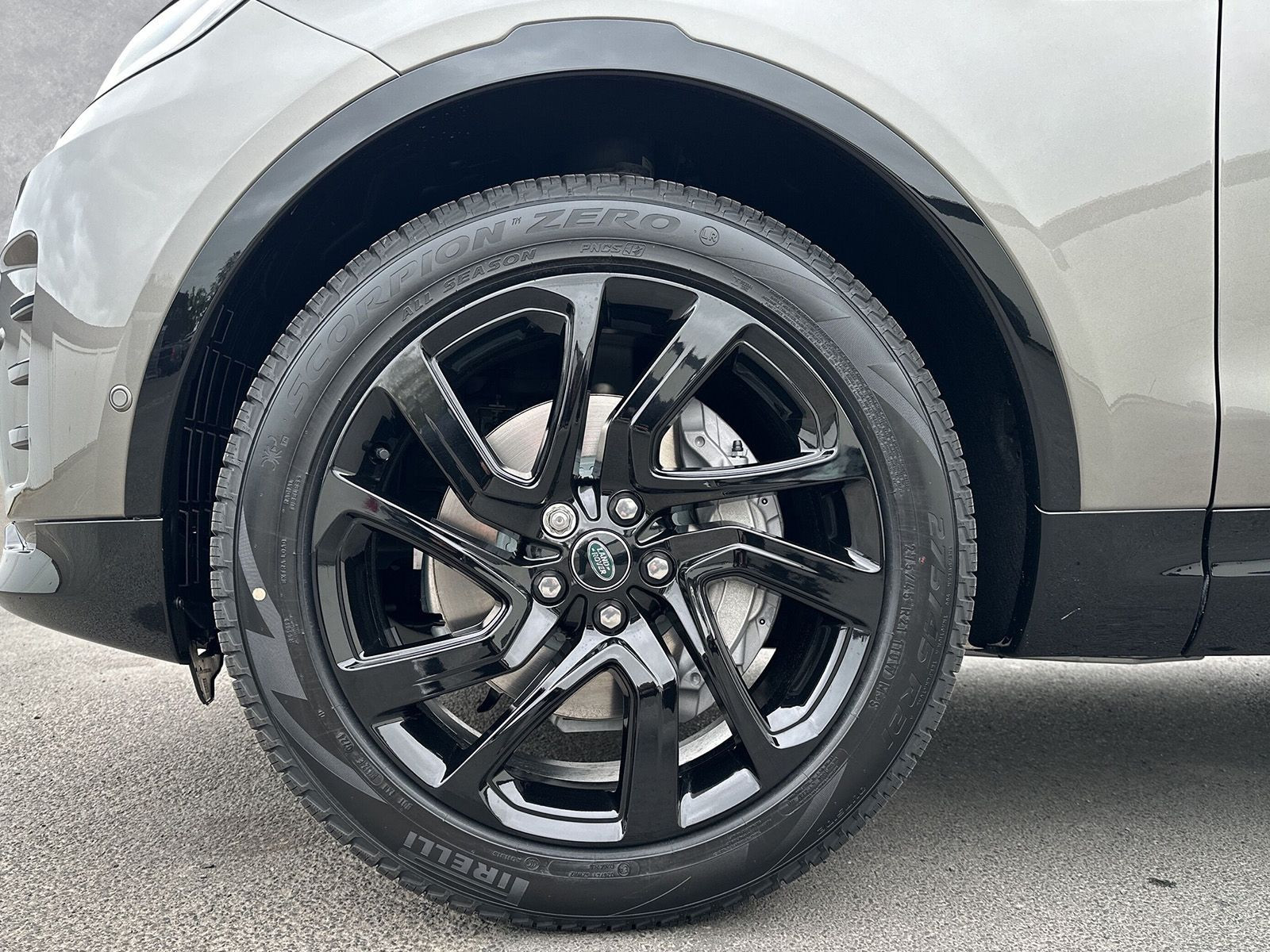 Land Rover - Discovery_9