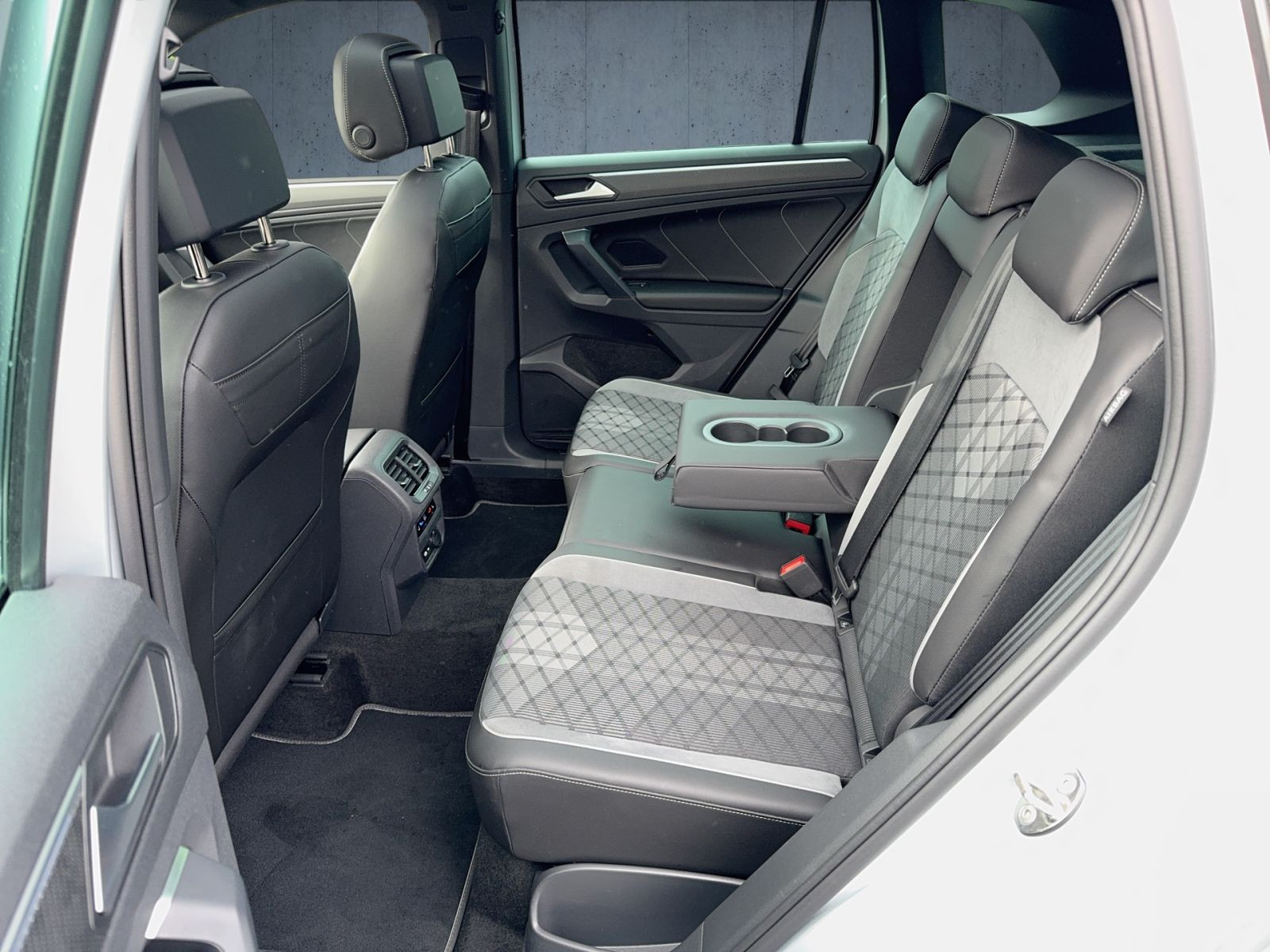 Volkswagen - Tiguan_14