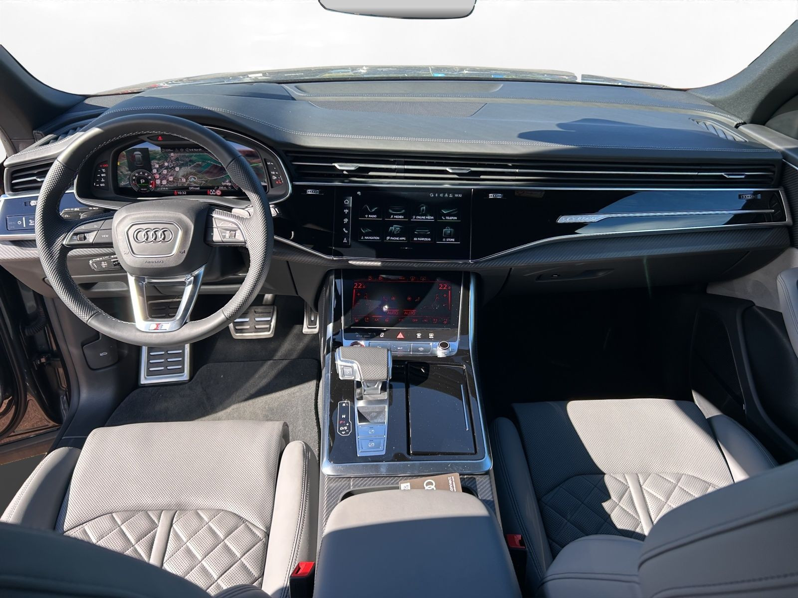 Audi - SQ8_7