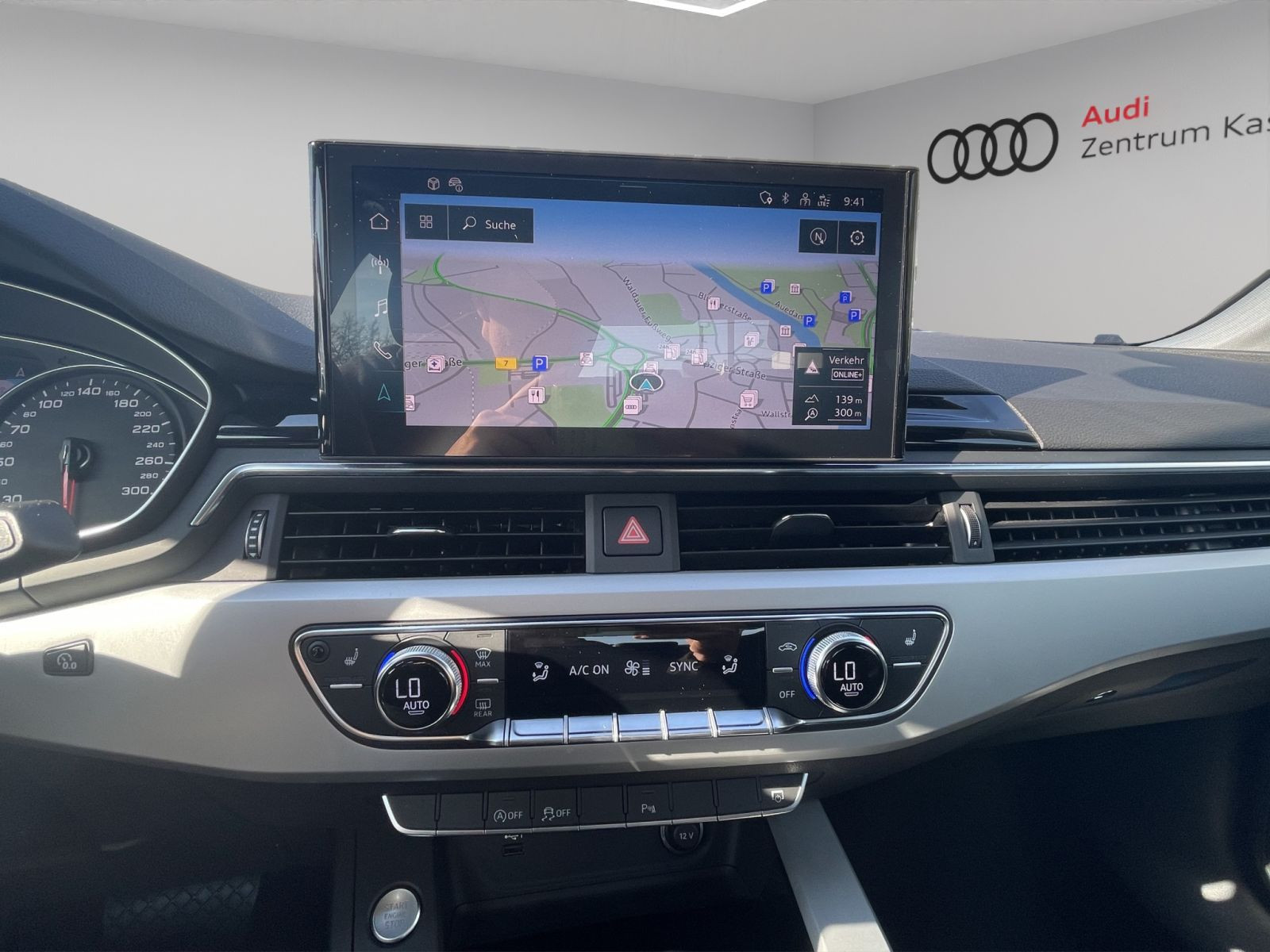 Audi - A4 Limousine_12