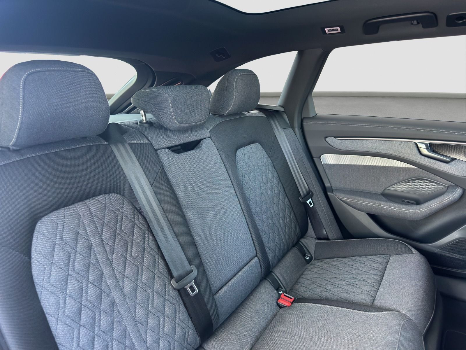 Audi - A6 Avant_19