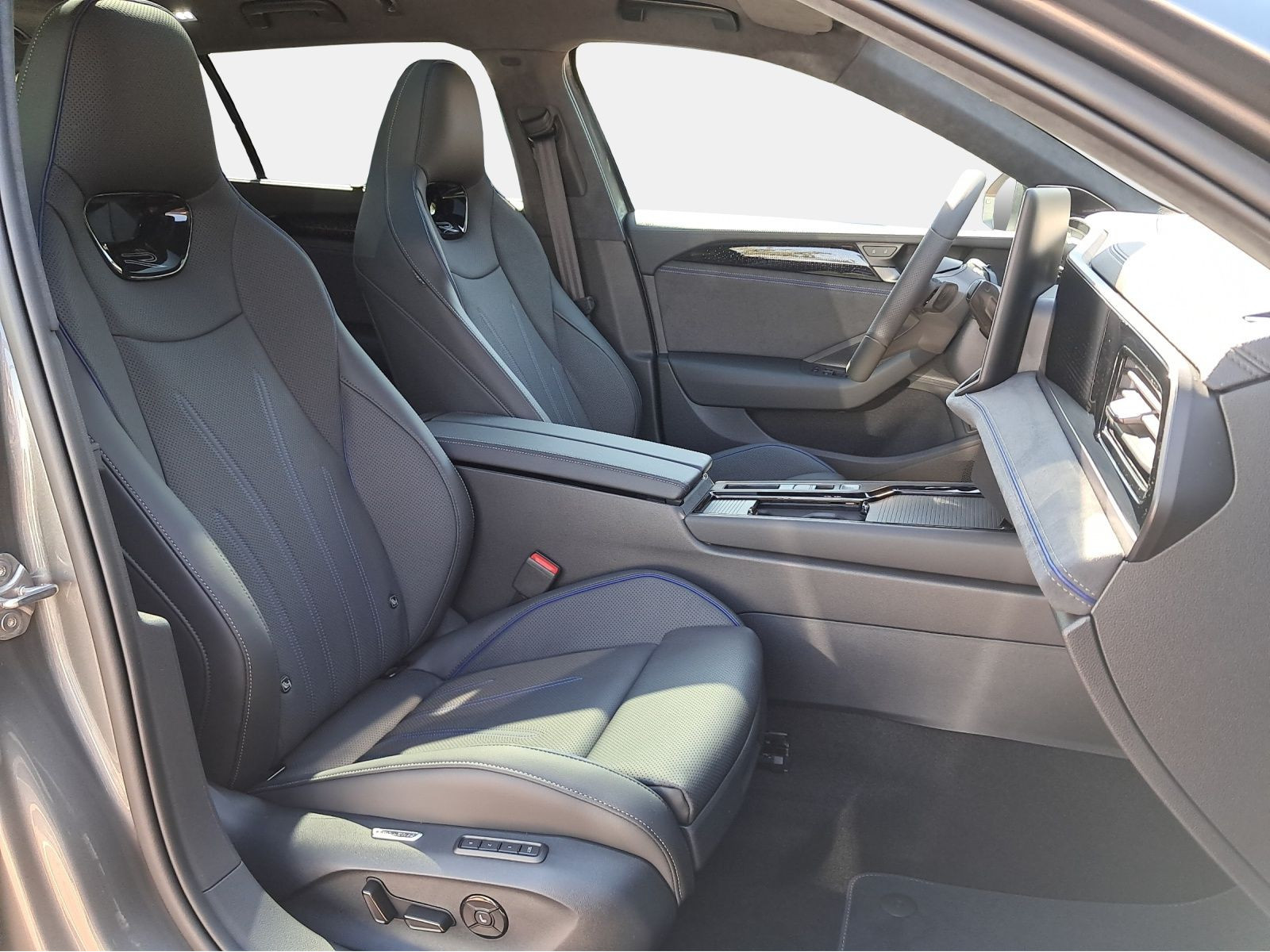 Volkswagen - Passat Variant_6