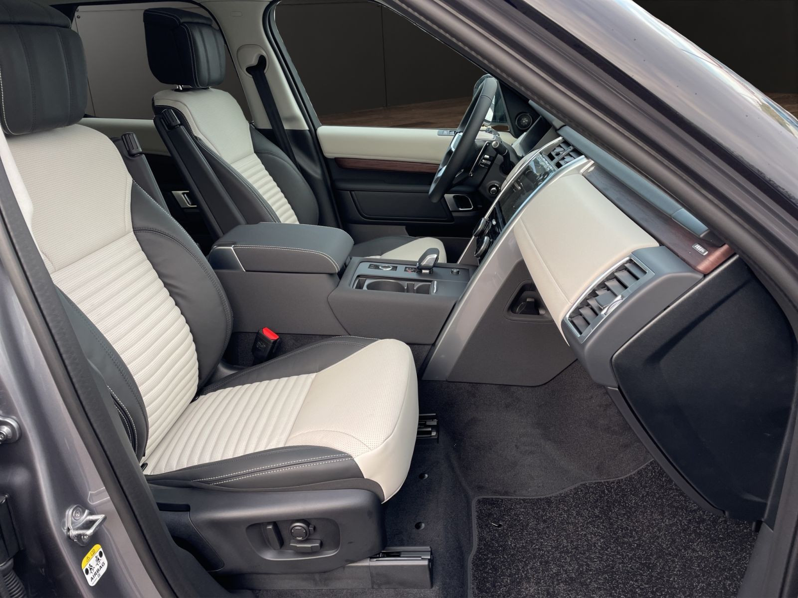 Land Rover - Discovery_7