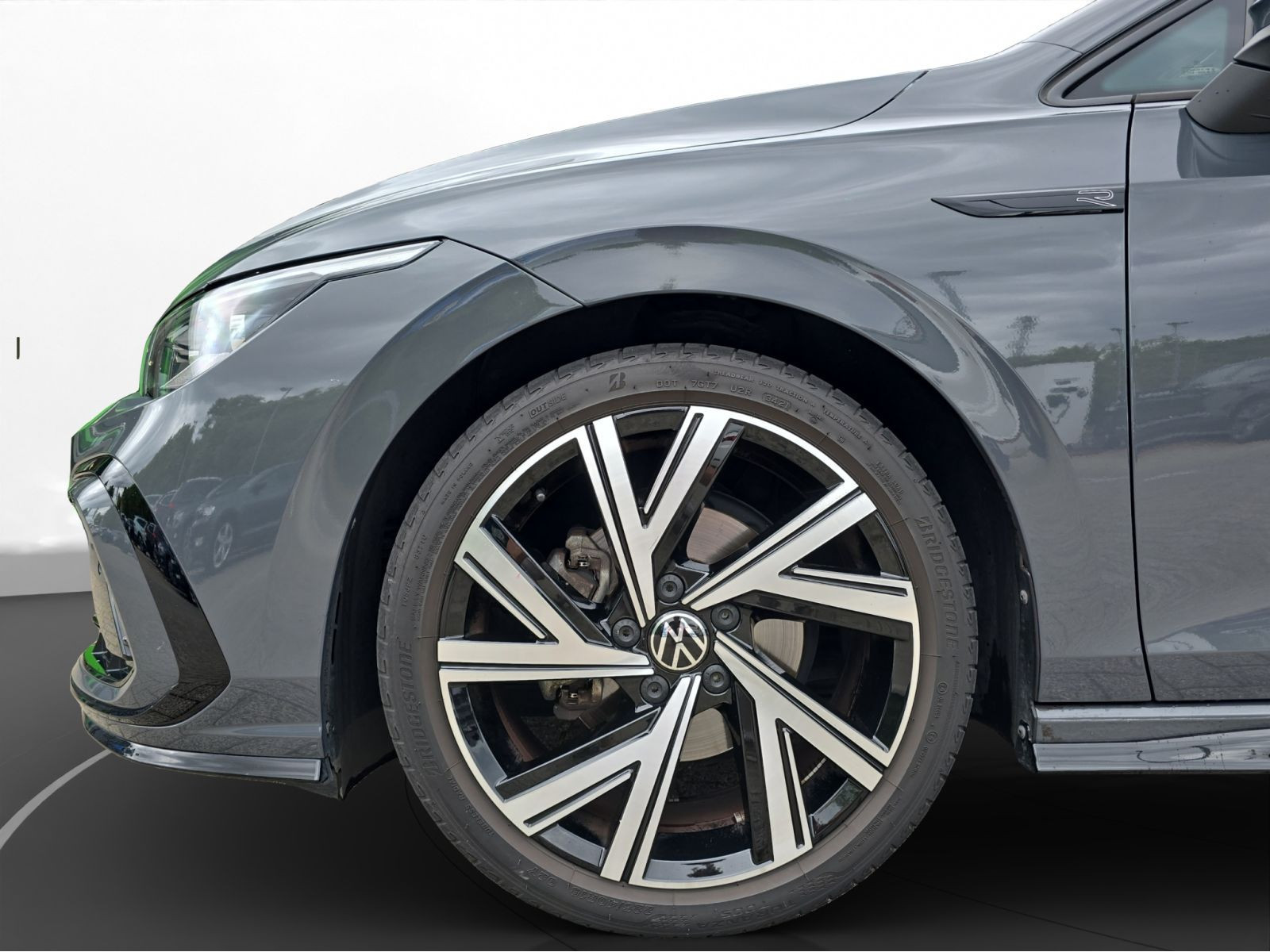 Volkswagen - Golf_6