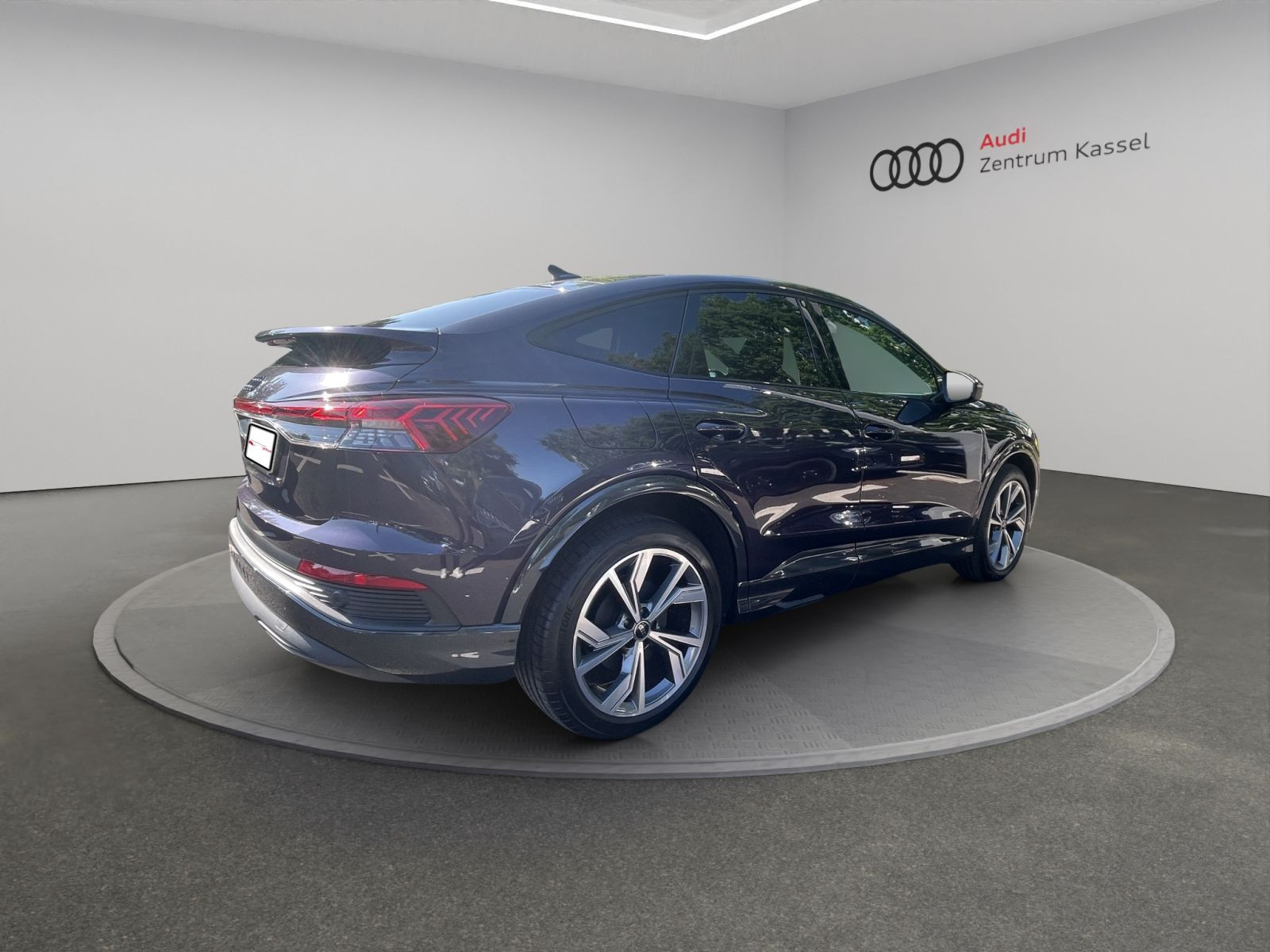 Audi - Q4 Sportback e-tron_7