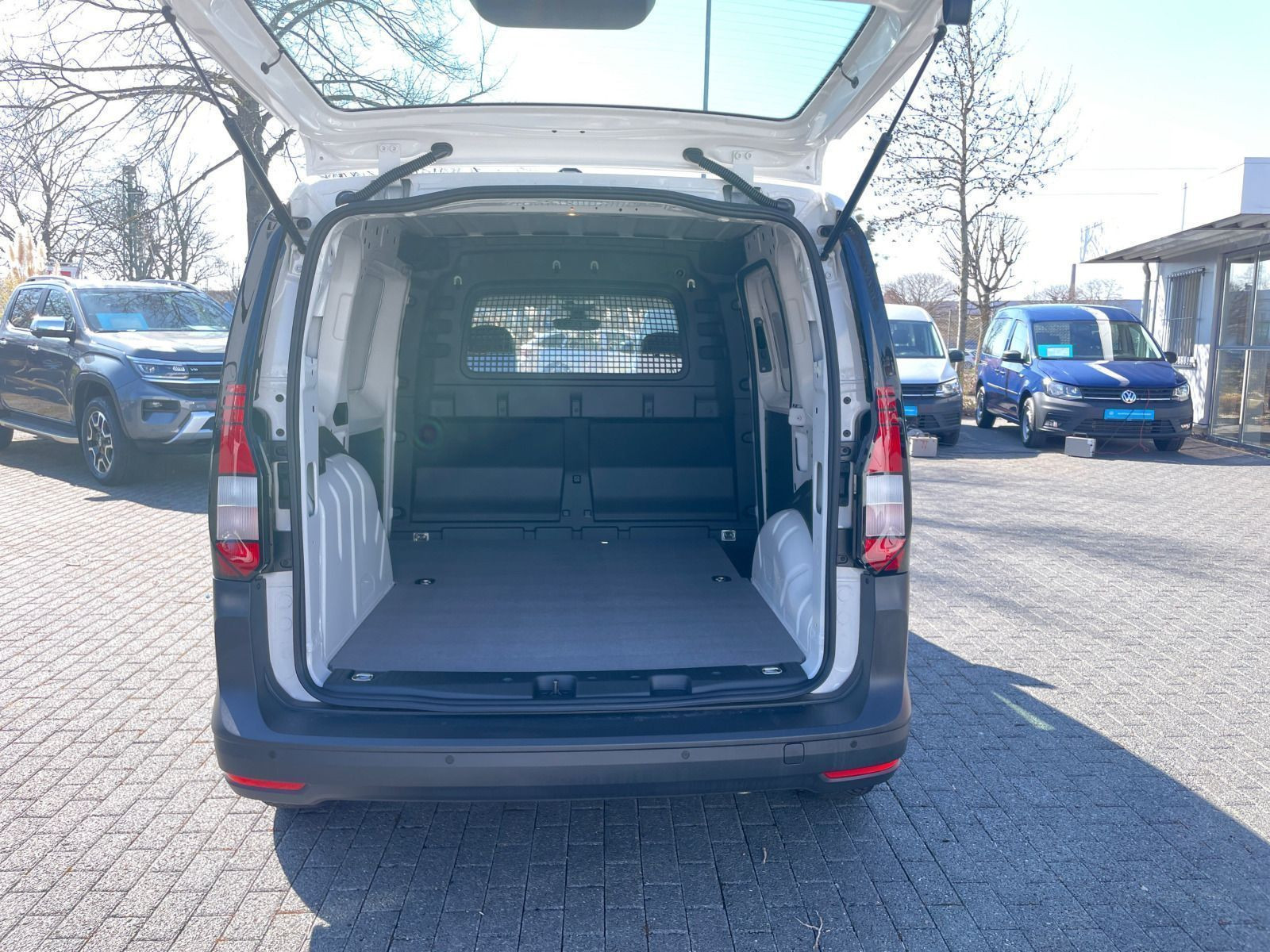 Volkswagen - Caddy Cargo_3