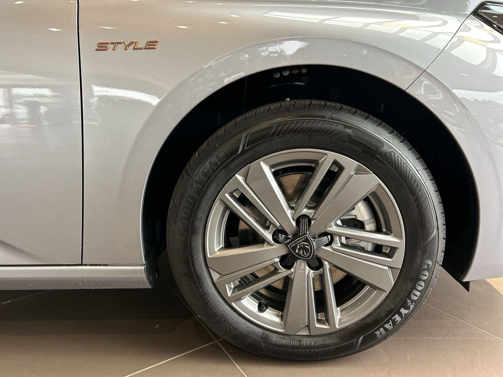 Peugeot - 308_11