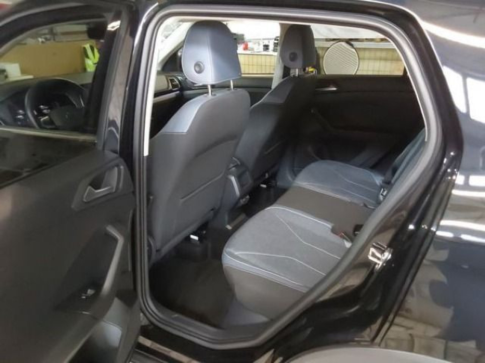 Volkswagen - T-Cross_8