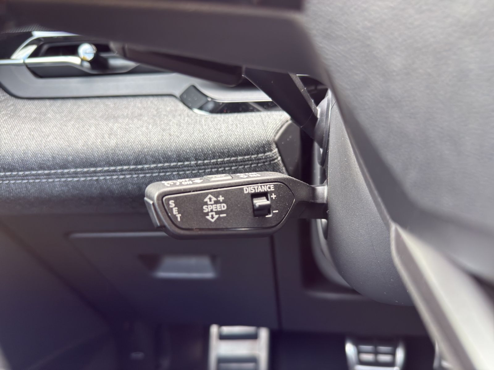 Audi - Q6 SUV e-tron_25