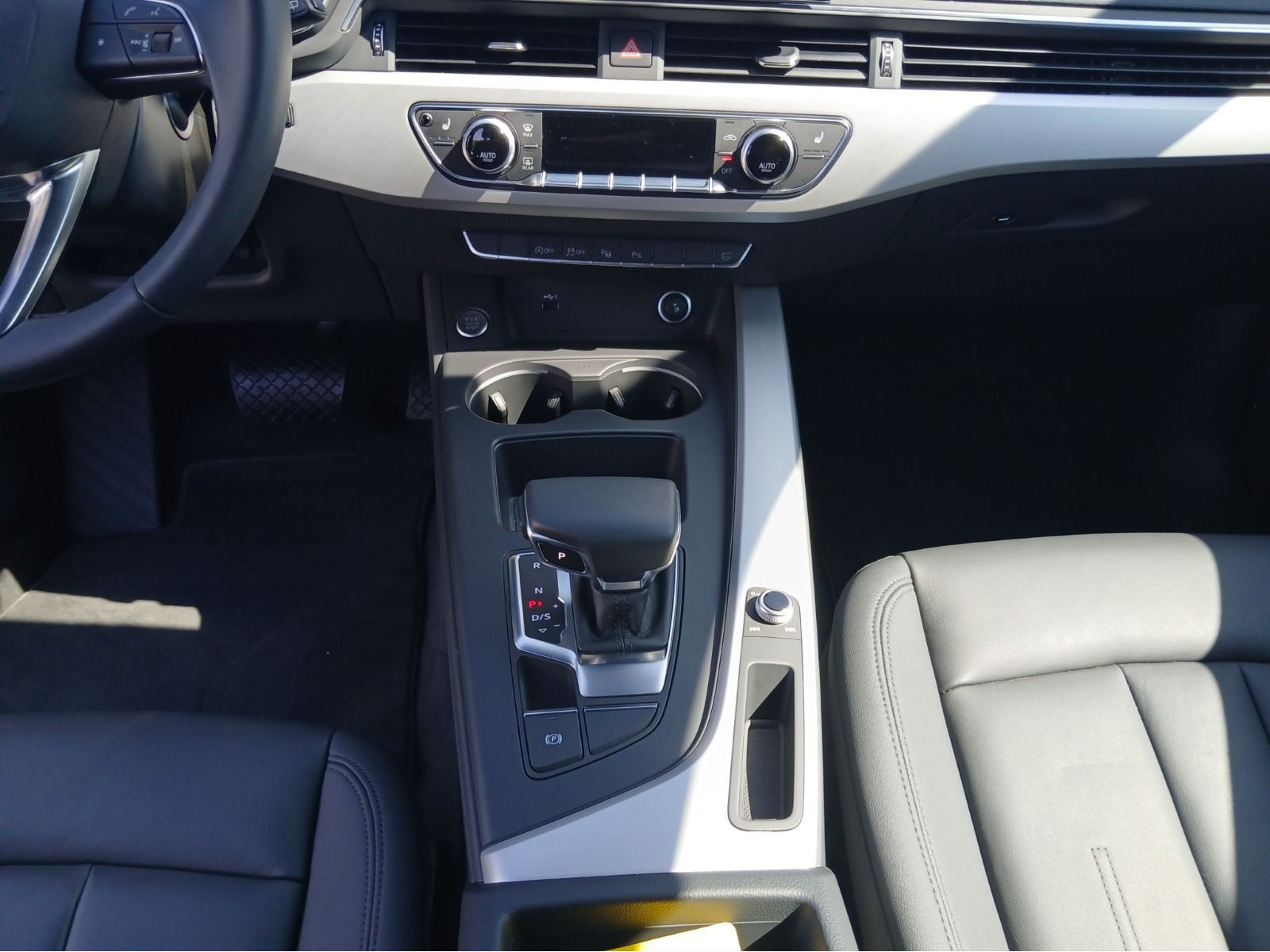 Audi - A4 Avant_12