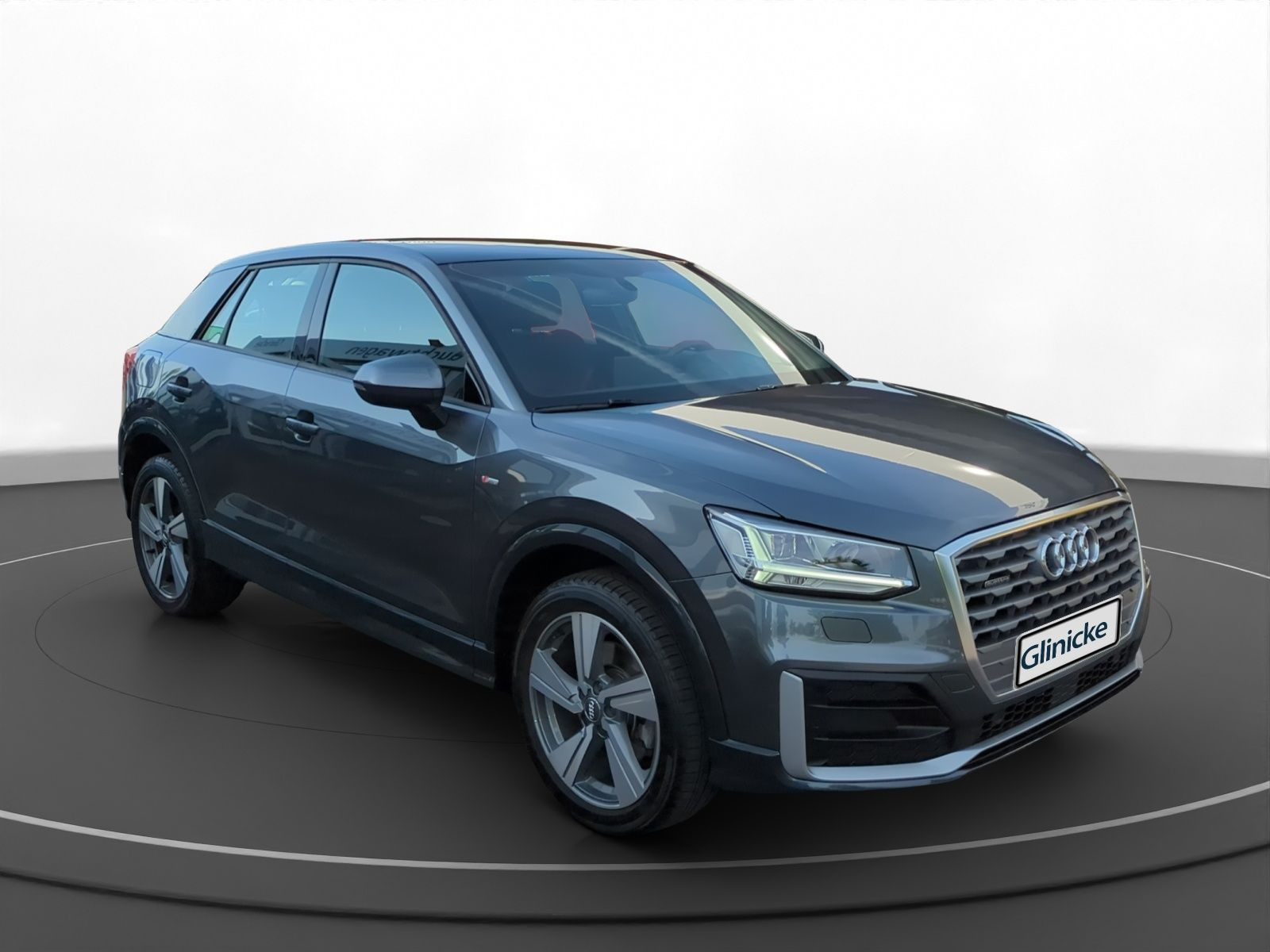 Audi - Q2_15