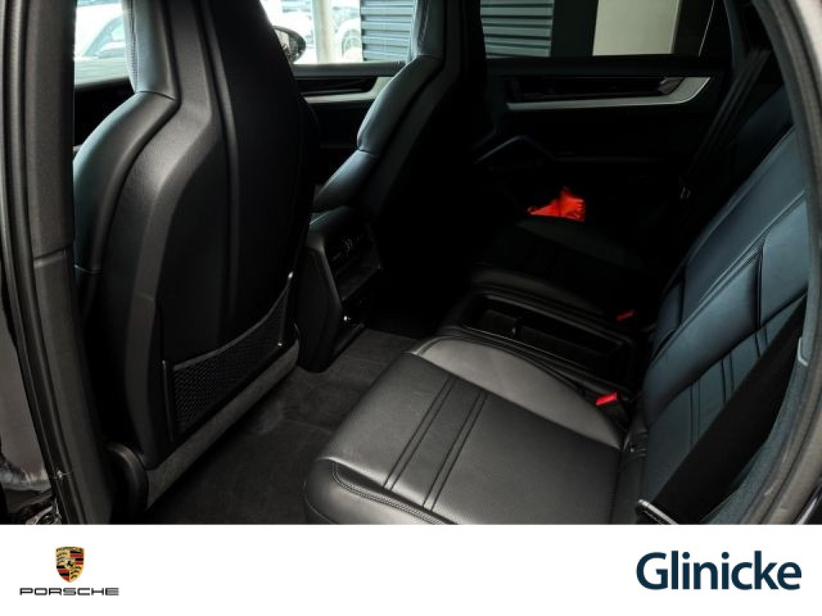 Porsche - Cayenne_16