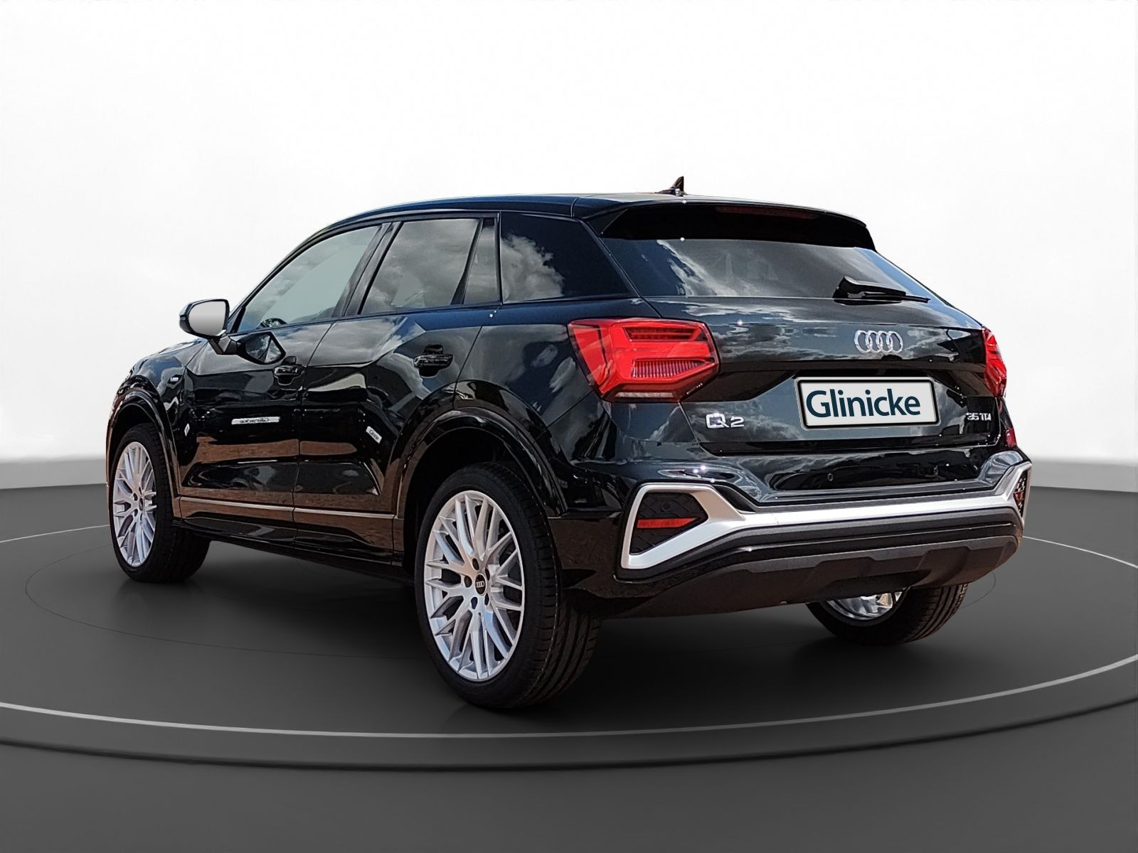 Audi - Q2_9
