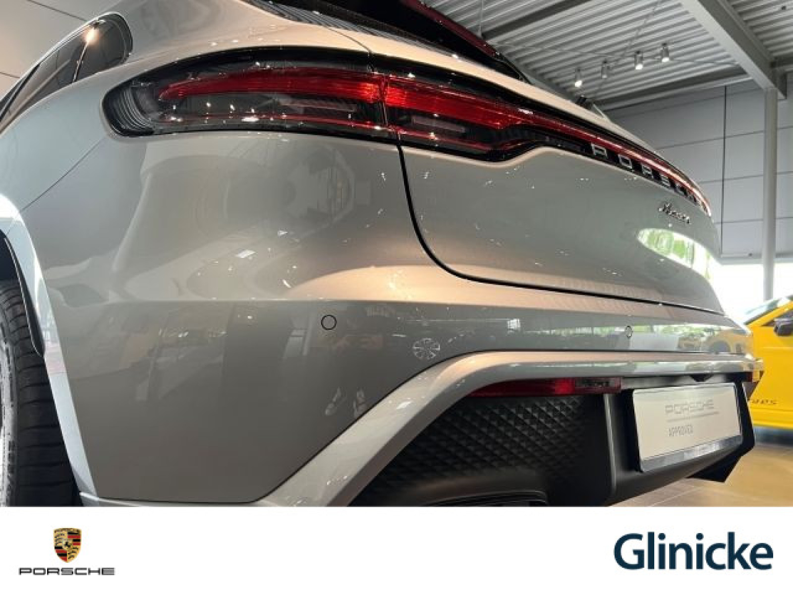 Porsche - Macan_25
