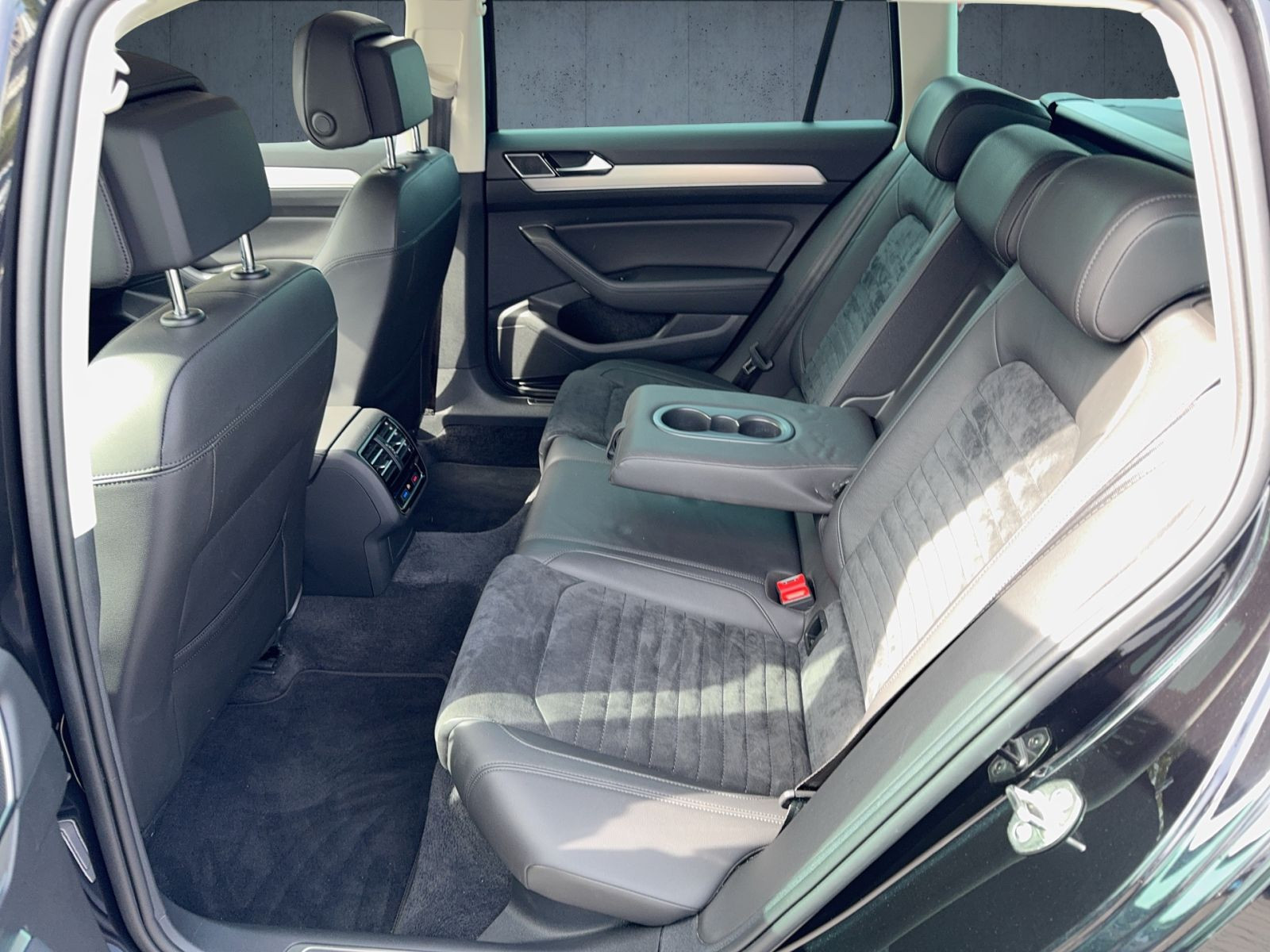 Volkswagen - Passat Variant_14