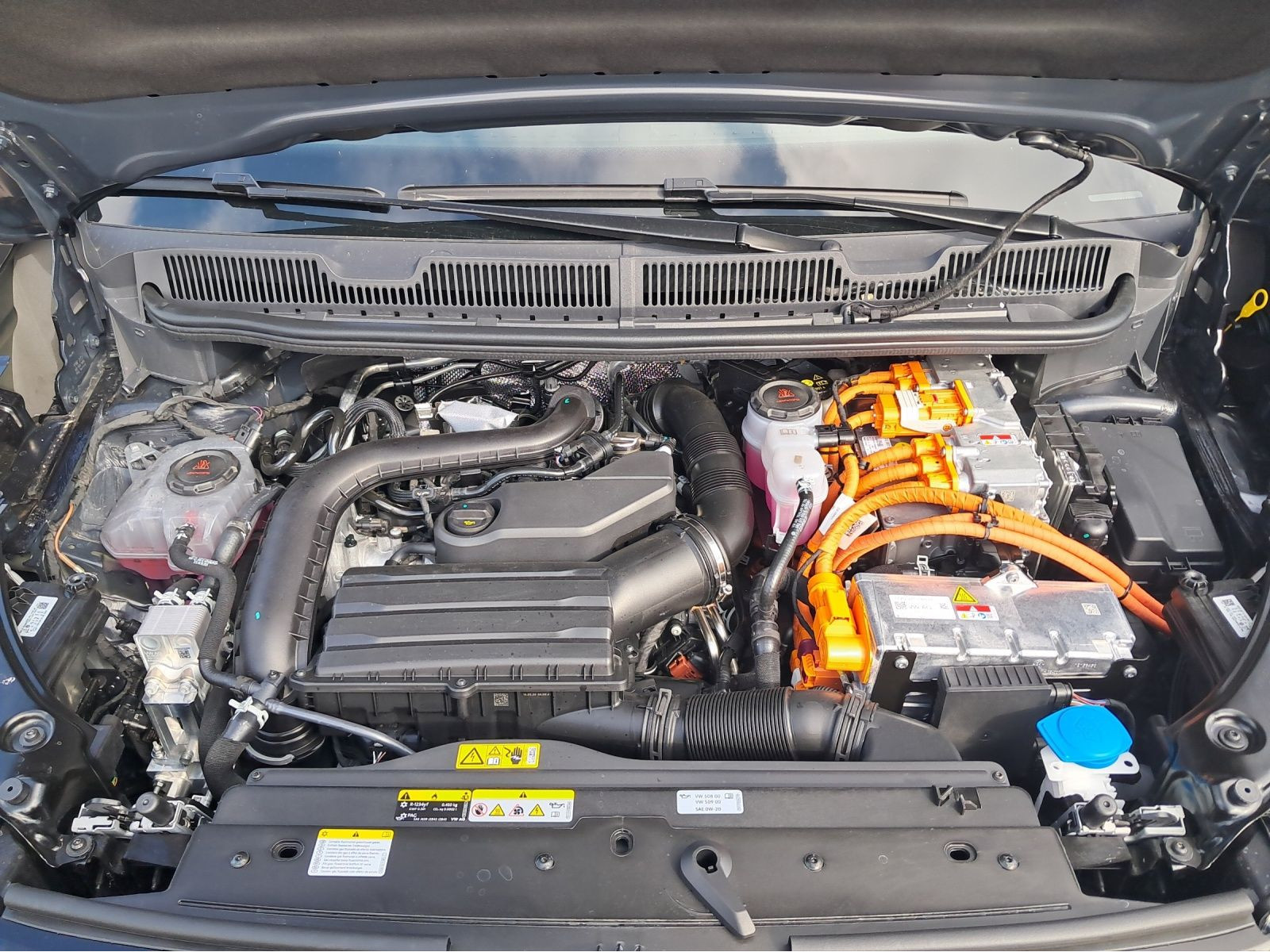 Volkswagen - Caddy Maxi_19
