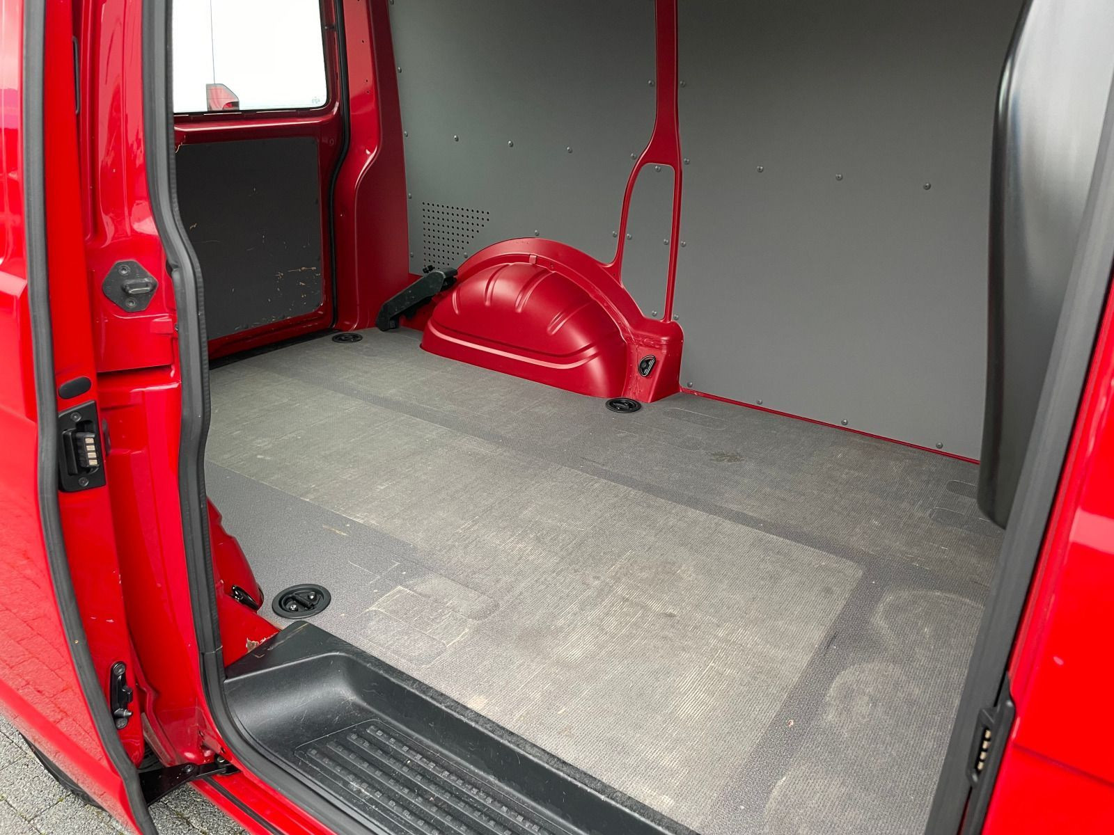 Volkswagen - T6.1 Transporter_5