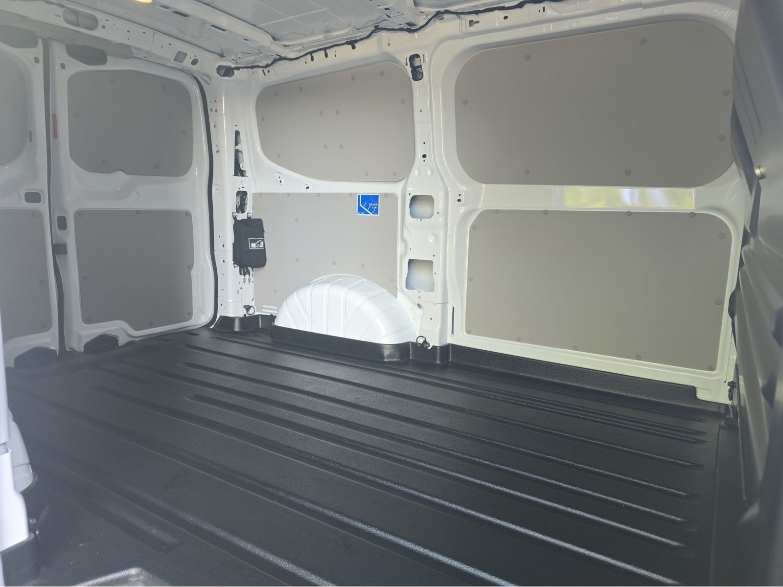 Volkswagen - T7 Transporter_3