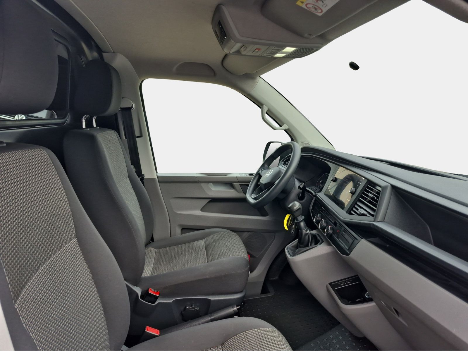 Volkswagen - T6.1 Transporter_12