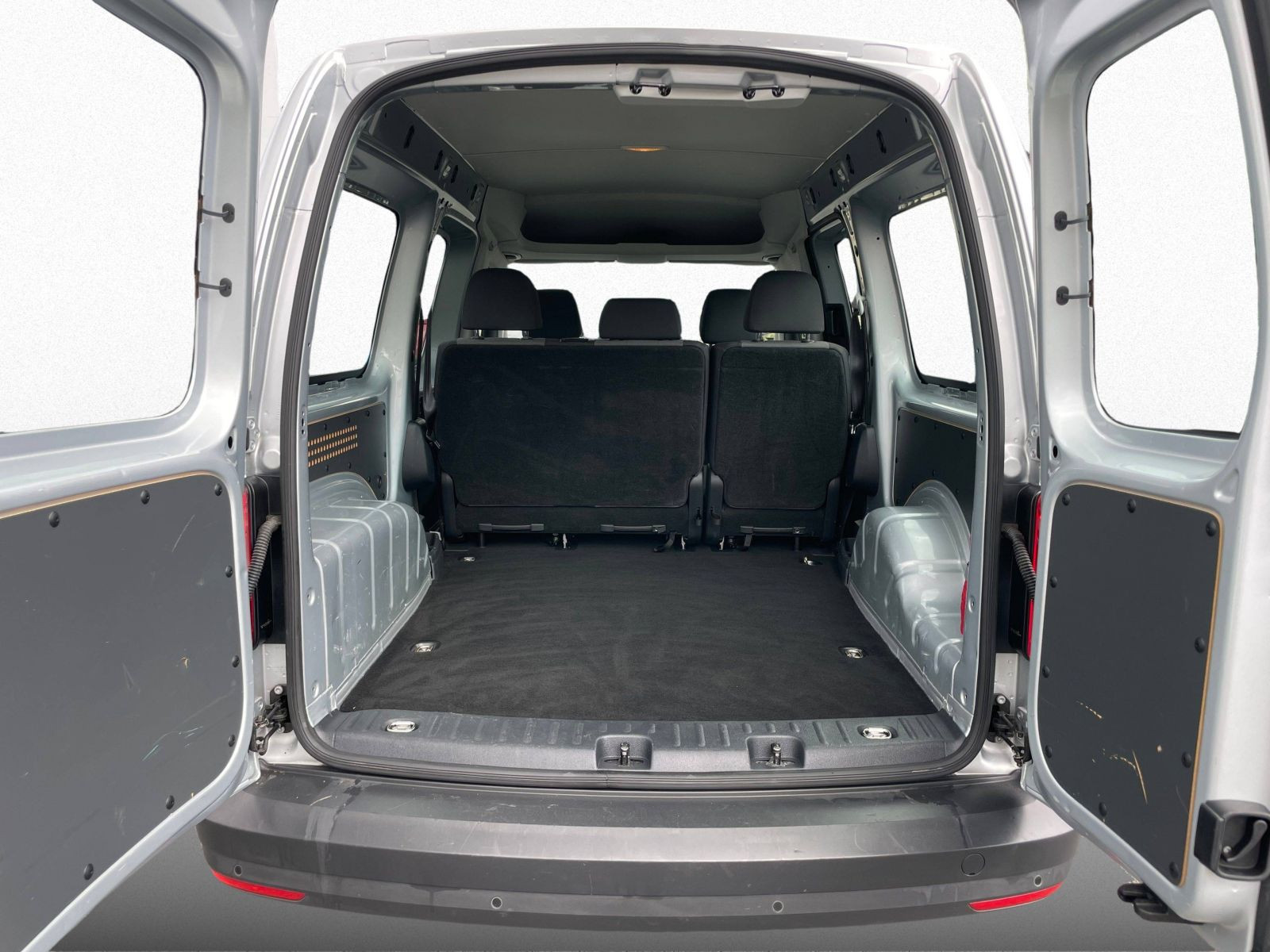 Volkswagen - Caddy Maxi_5