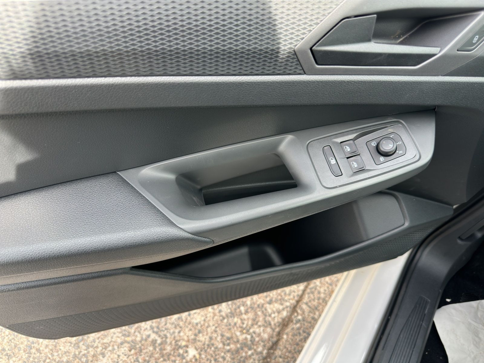 Volkswagen - Caddy Cargo_9