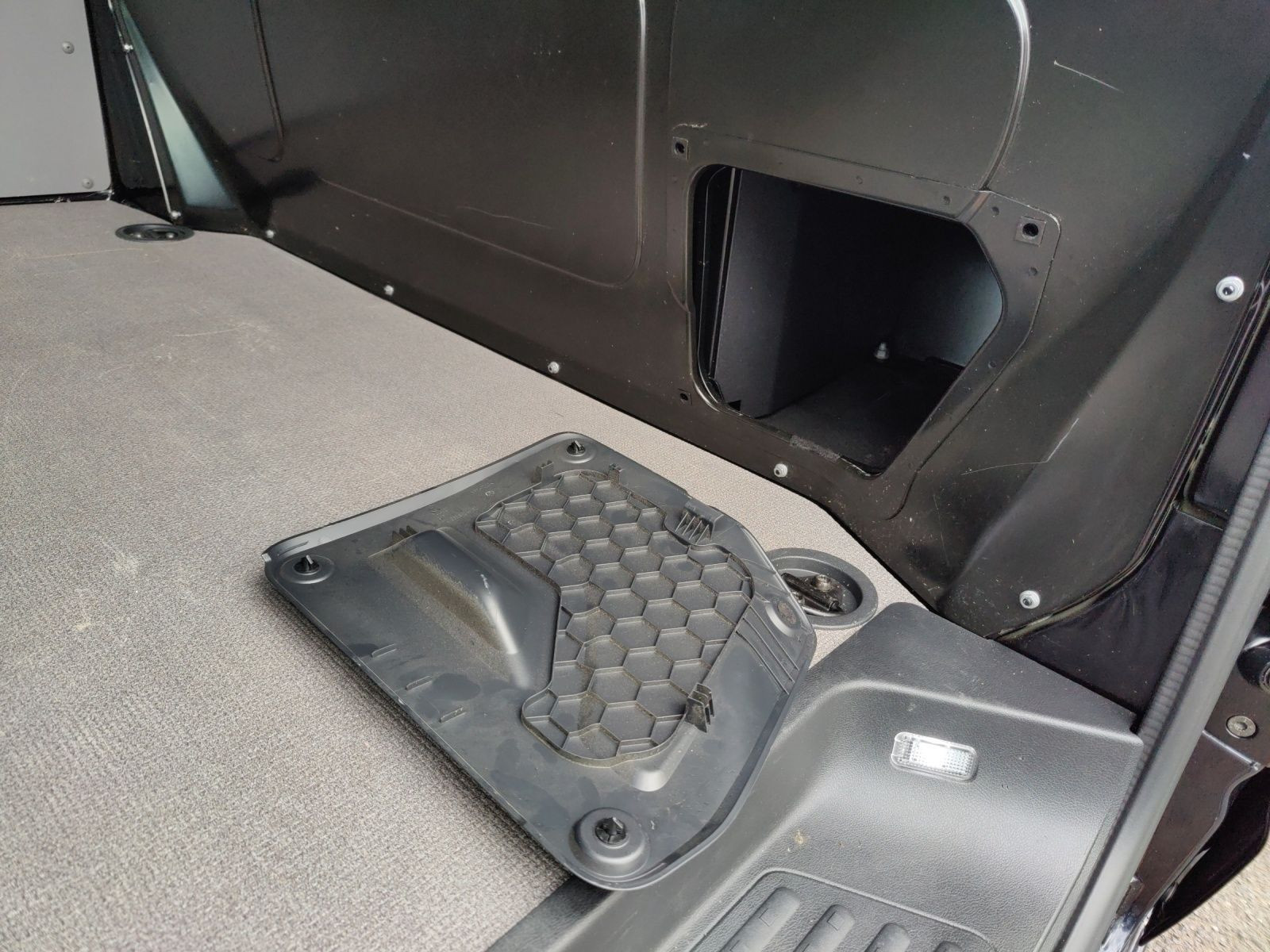 Volkswagen - T6.1 Transporter_16