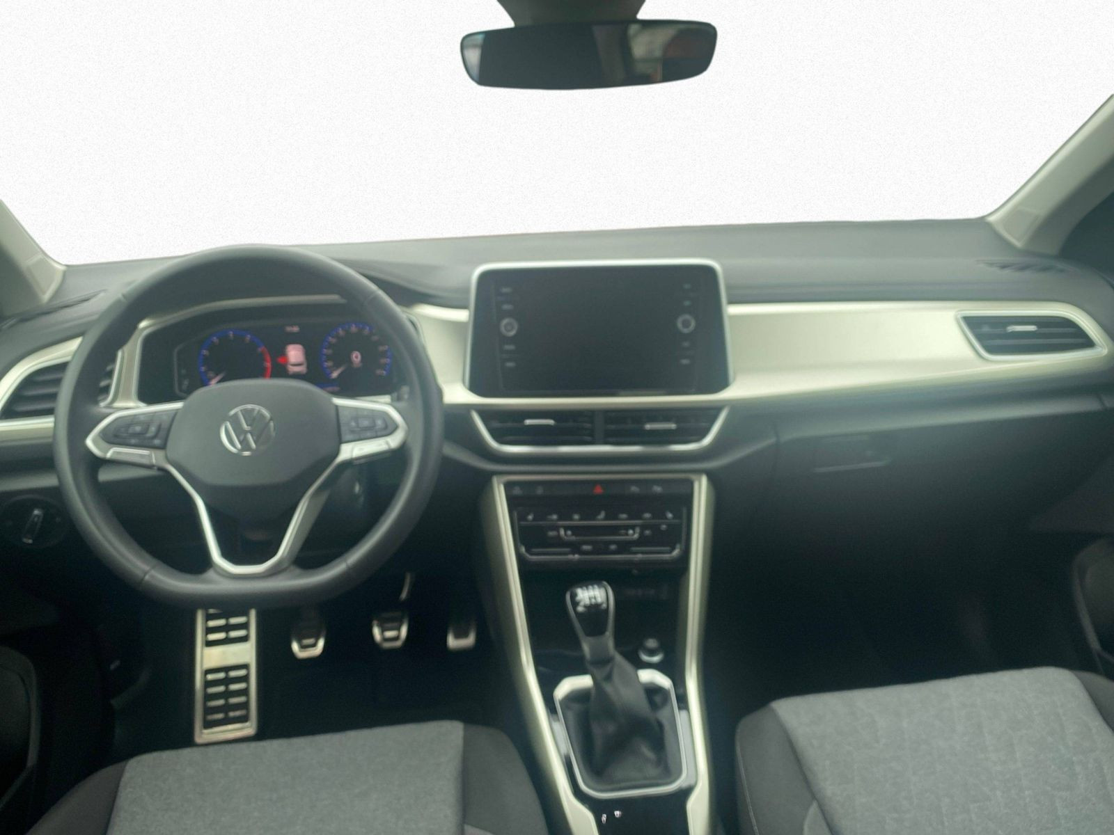 Volkswagen - T-Roc_13