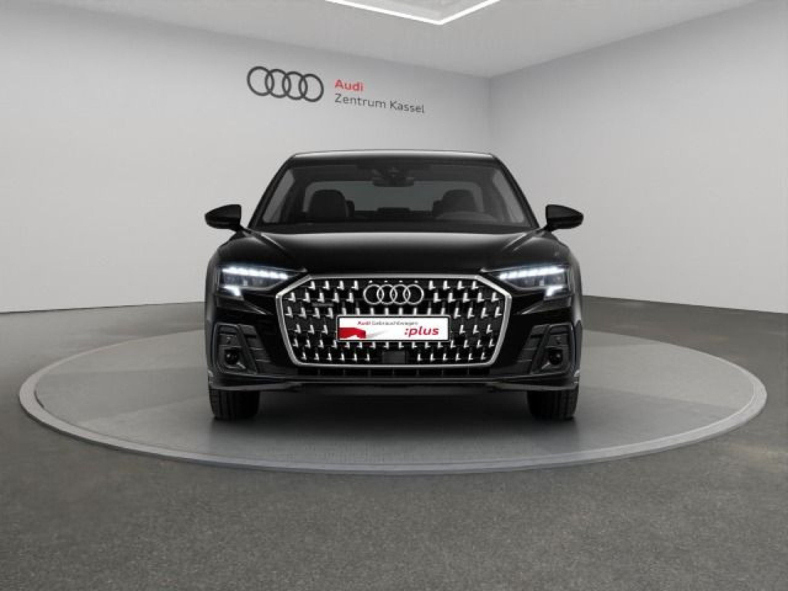 Audi - A8_6