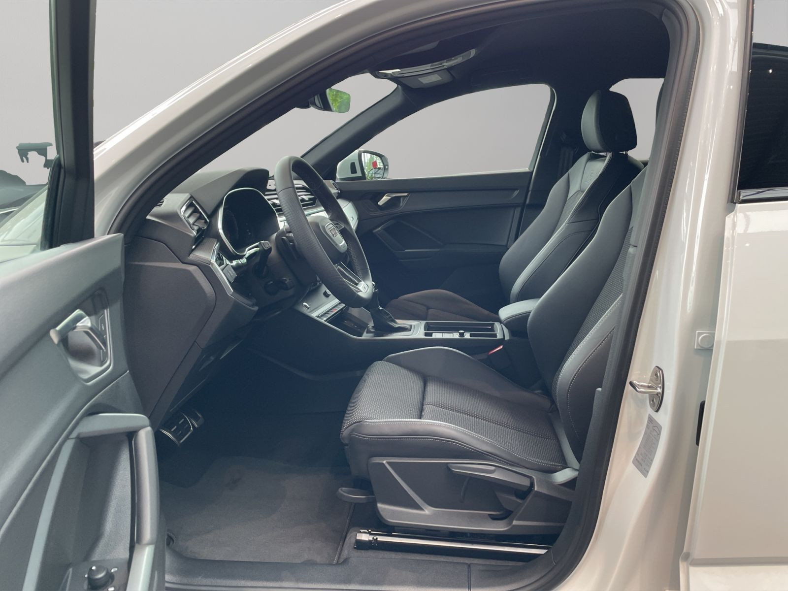 Audi - Q3 Sportback_11