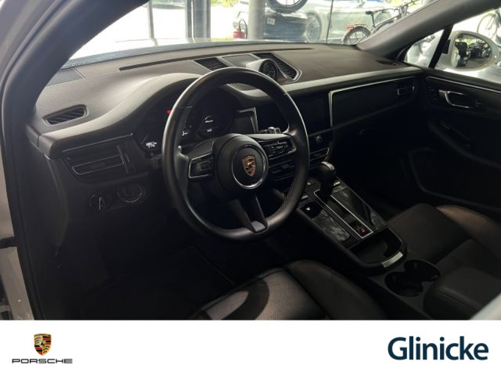 Porsche - Macan_11