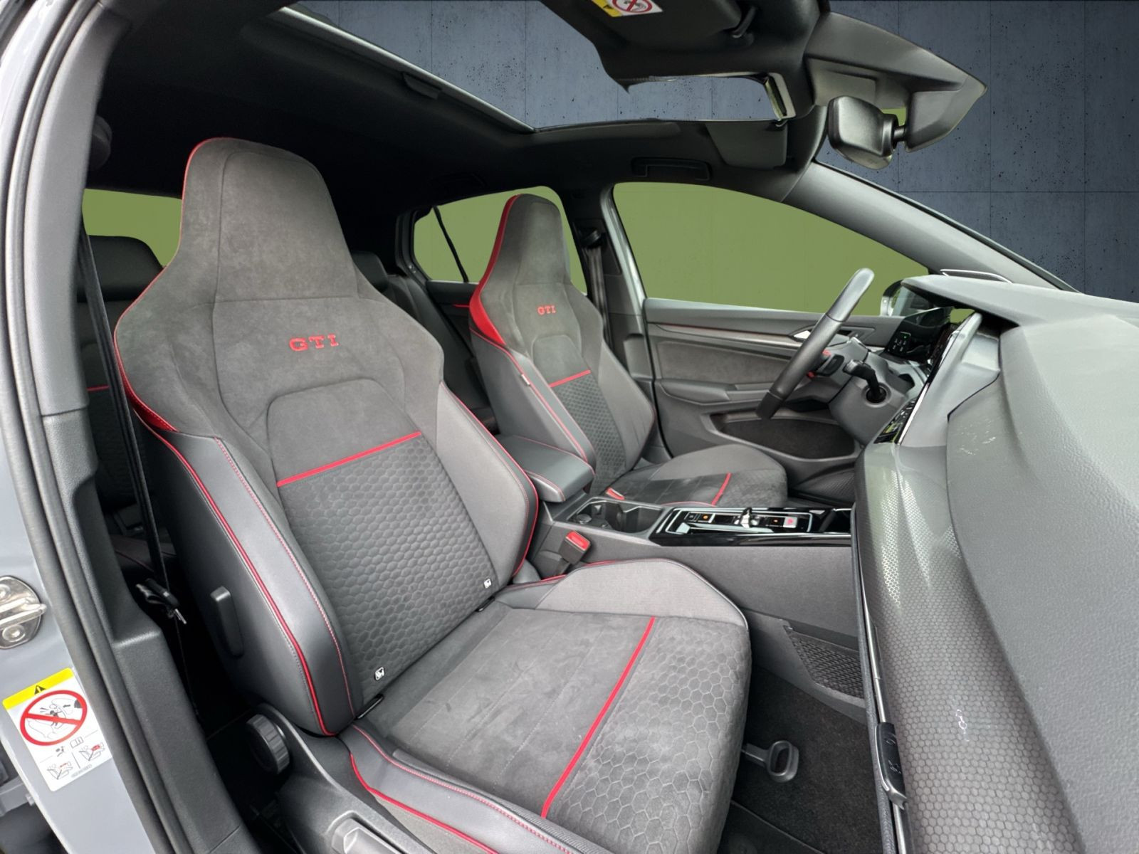 Volkswagen - Golf GTI_18
