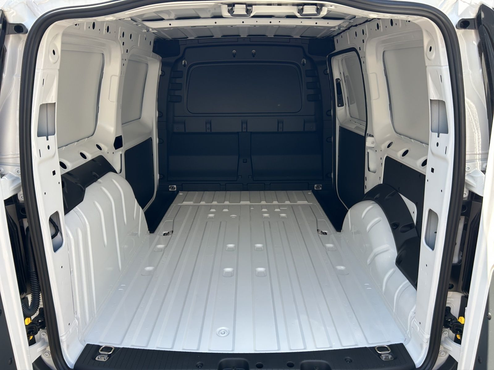 Volkswagen - Caddy Maxi_9