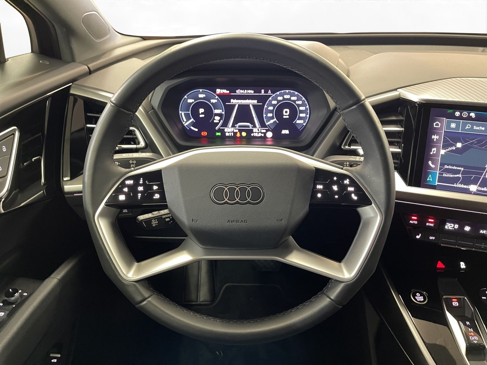 Audi - Q4 e-tron_21