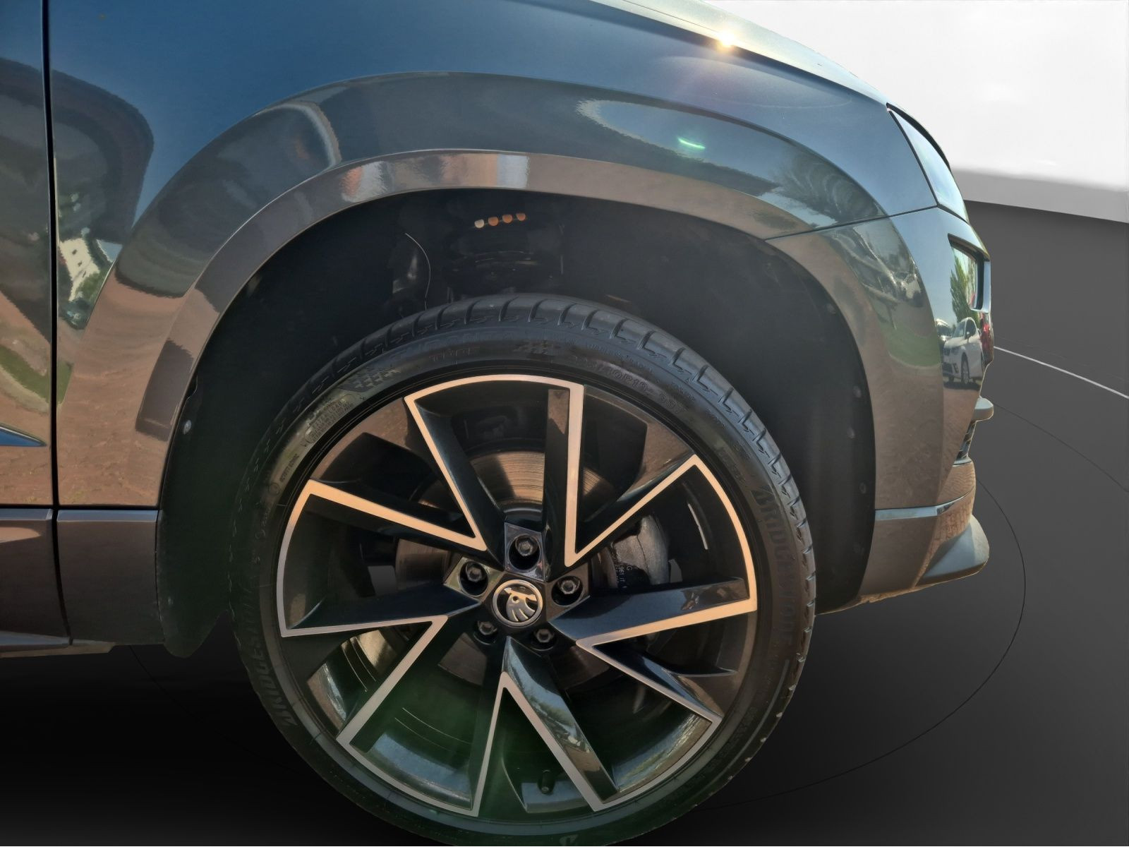 Škoda - Karoq_13