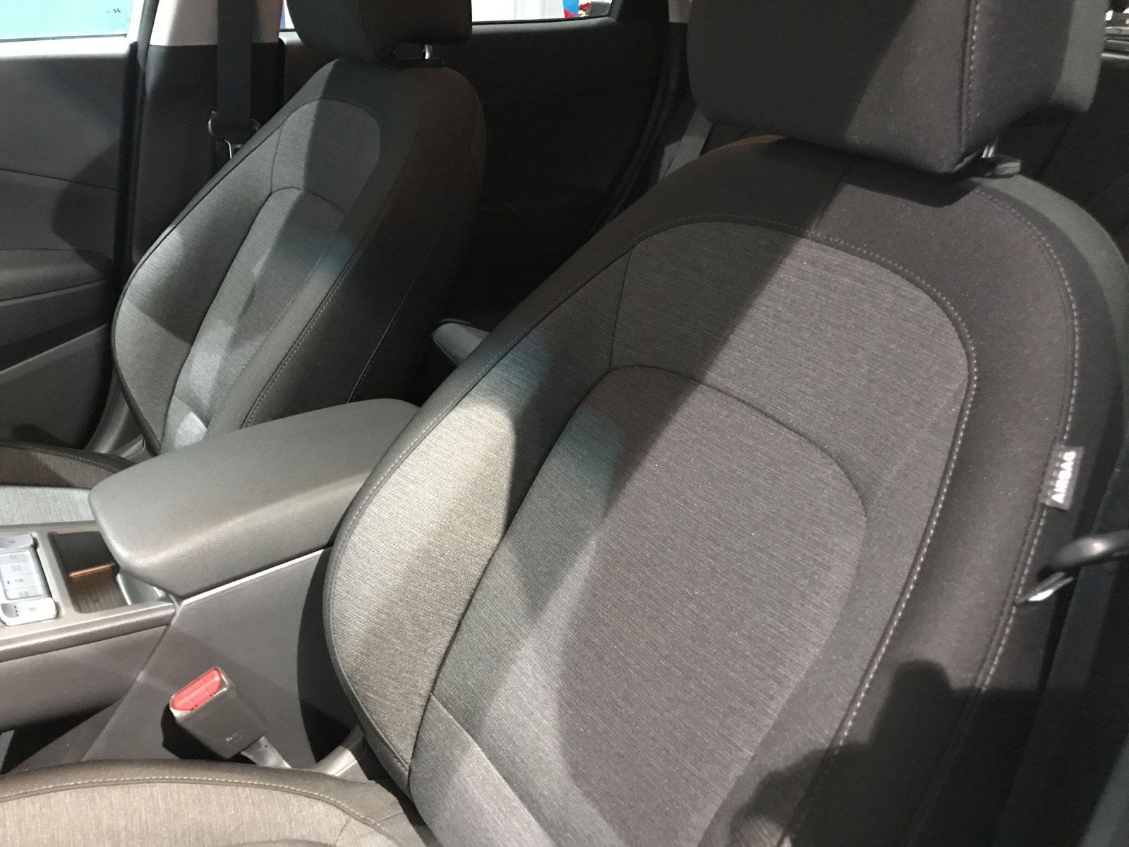 Hyundai - Kona_8