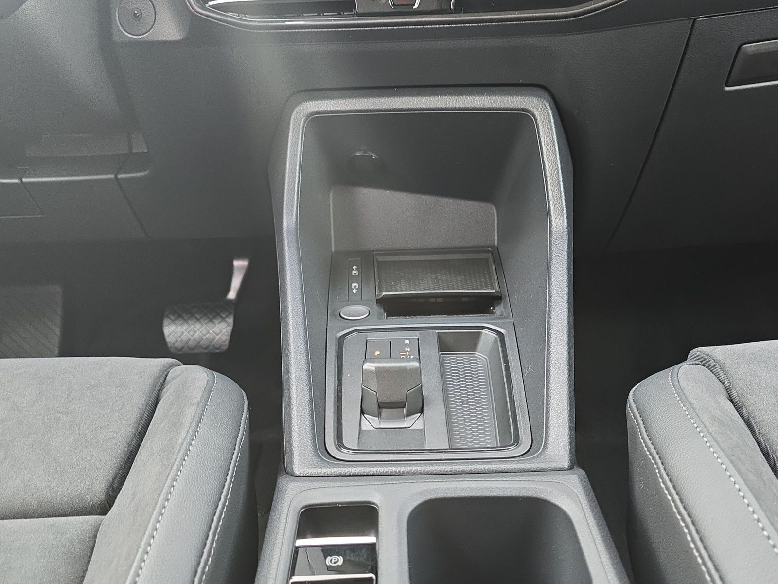 Volkswagen - Caddy Maxi_5