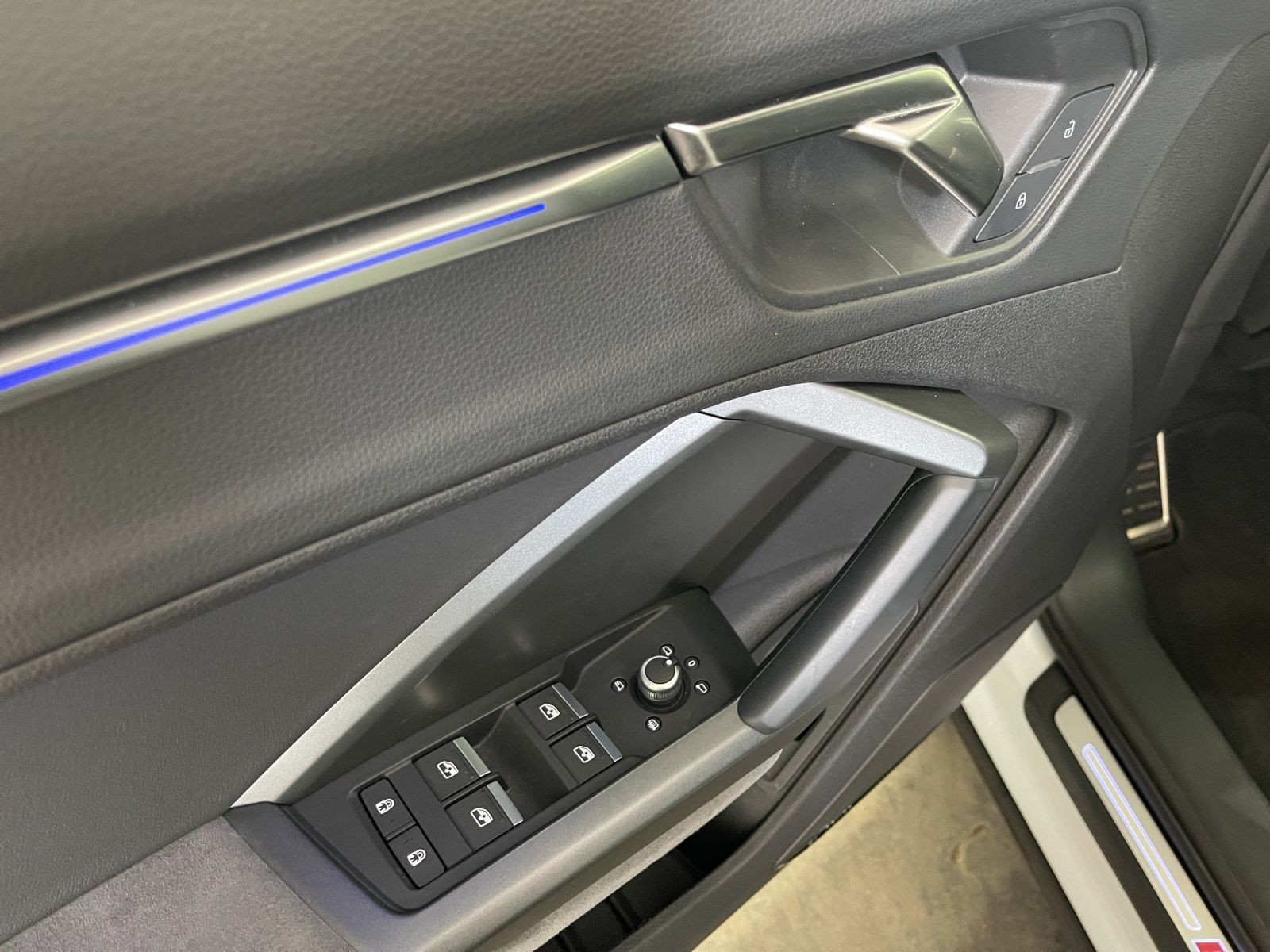 Audi - Q3 Sportback_12