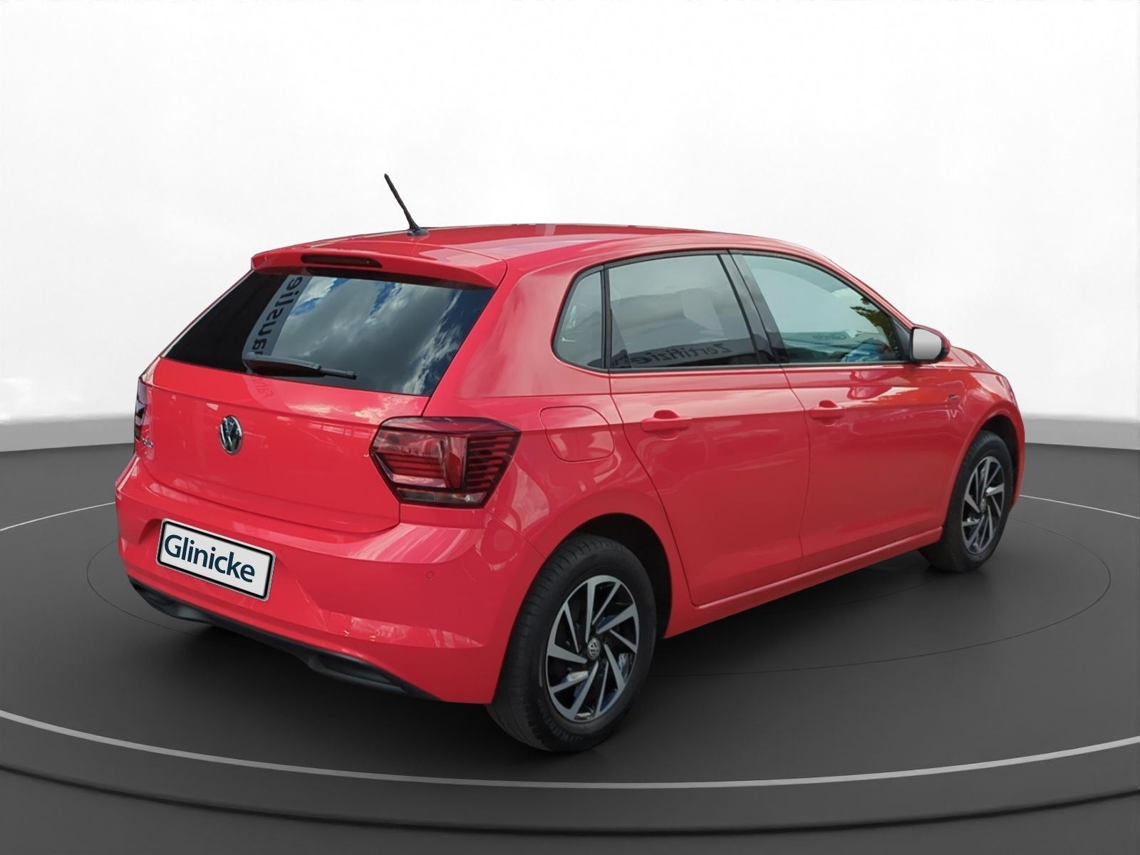 Volkswagen - Polo_11