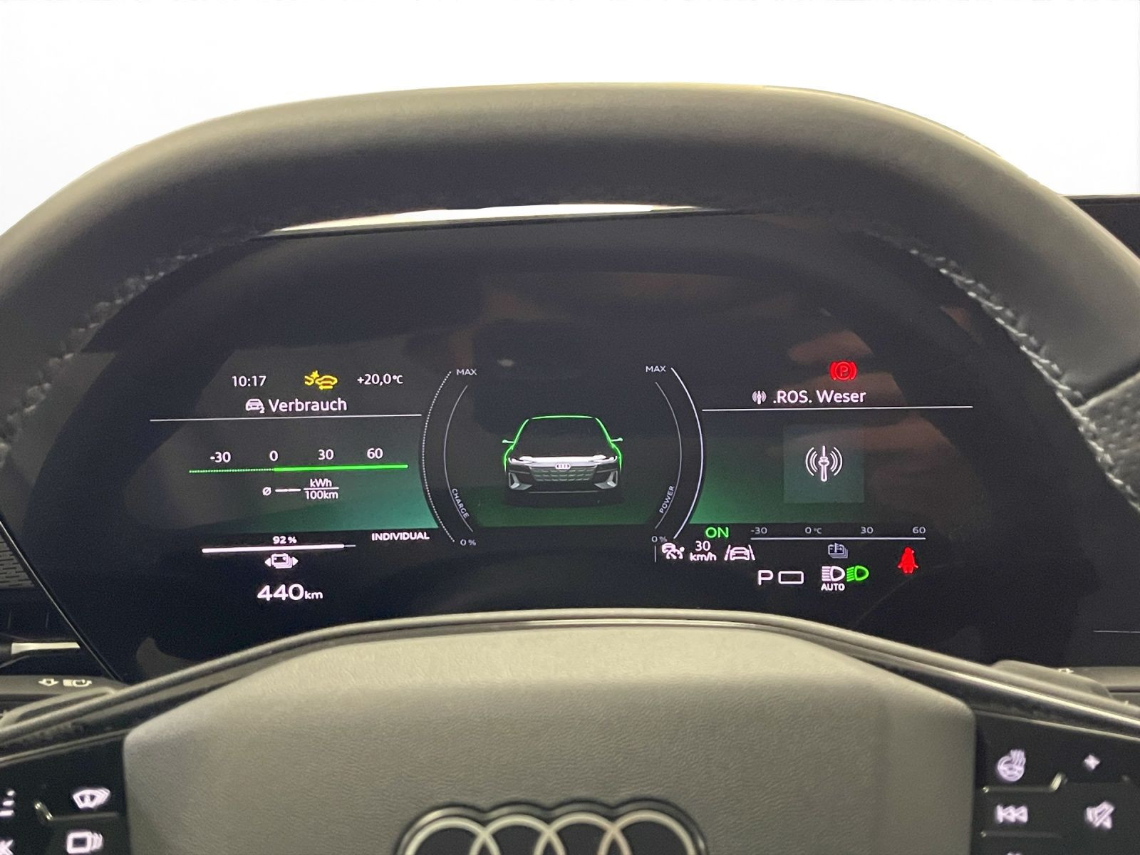 Audi - A6 Avant e-tron_9