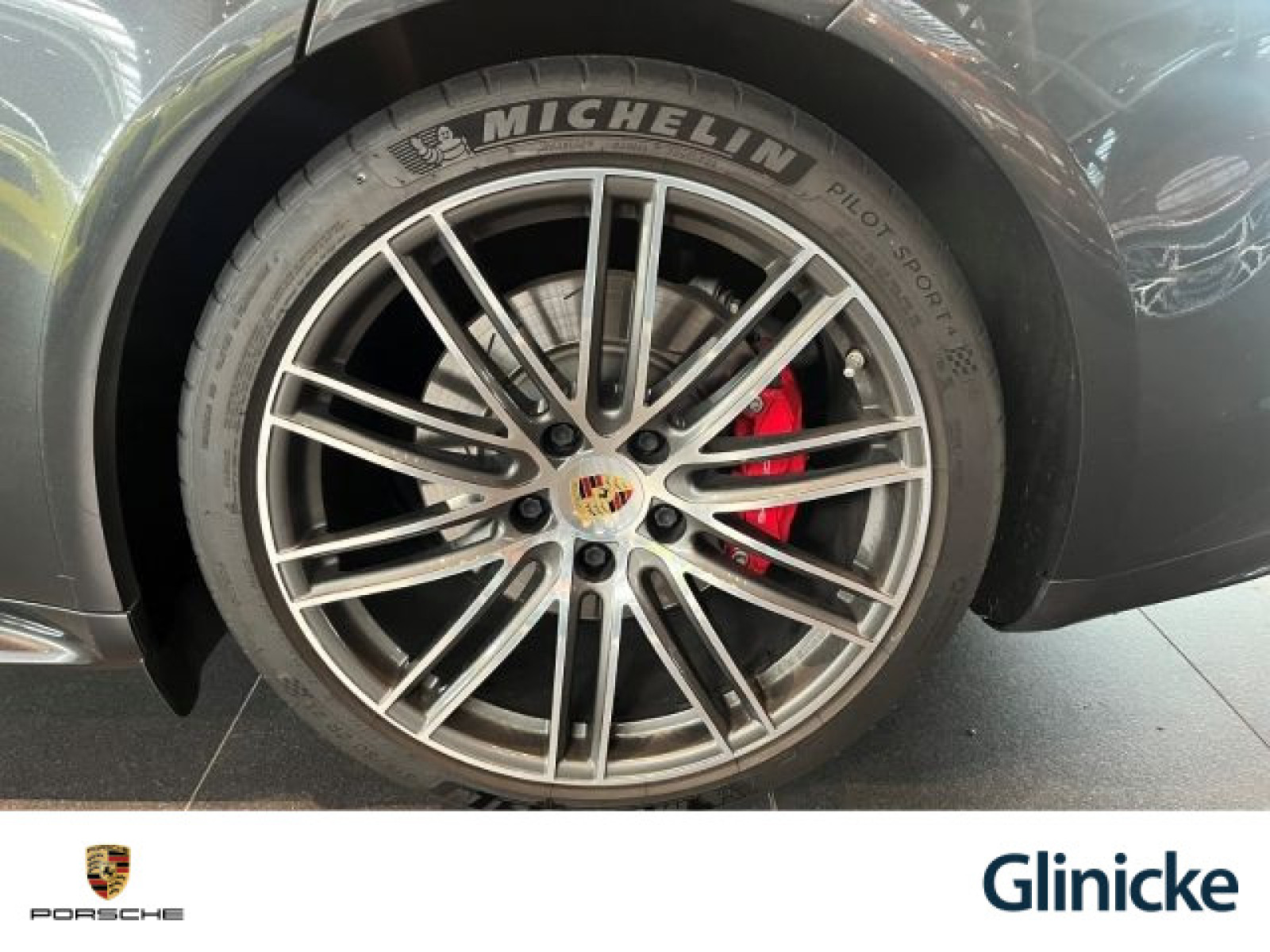 Porsche - Panamera_8