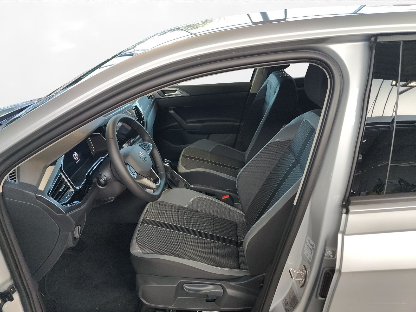 Volkswagen - Polo_4