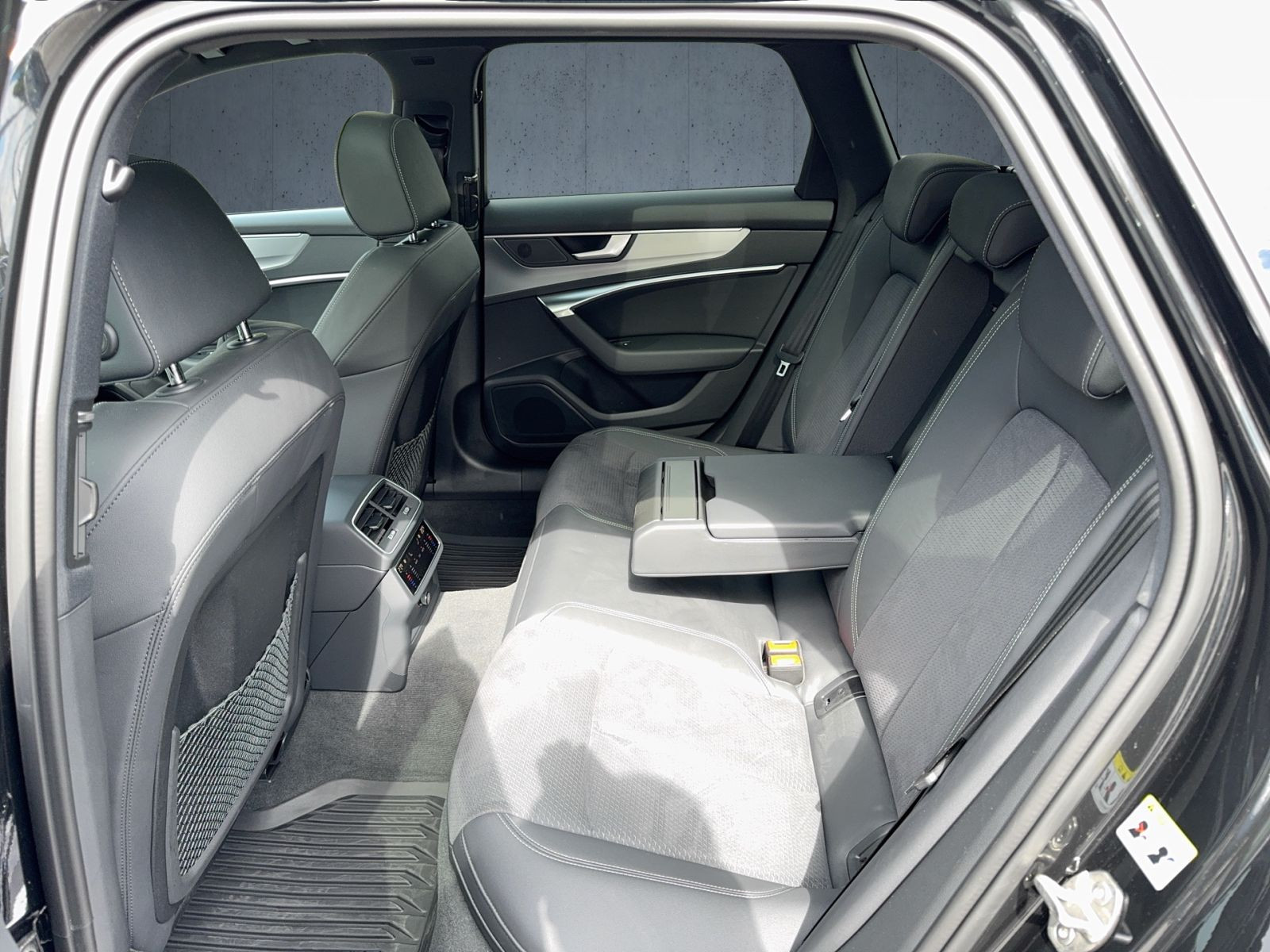 Audi - S6 Avant_12 Audi - S6 Avant_12