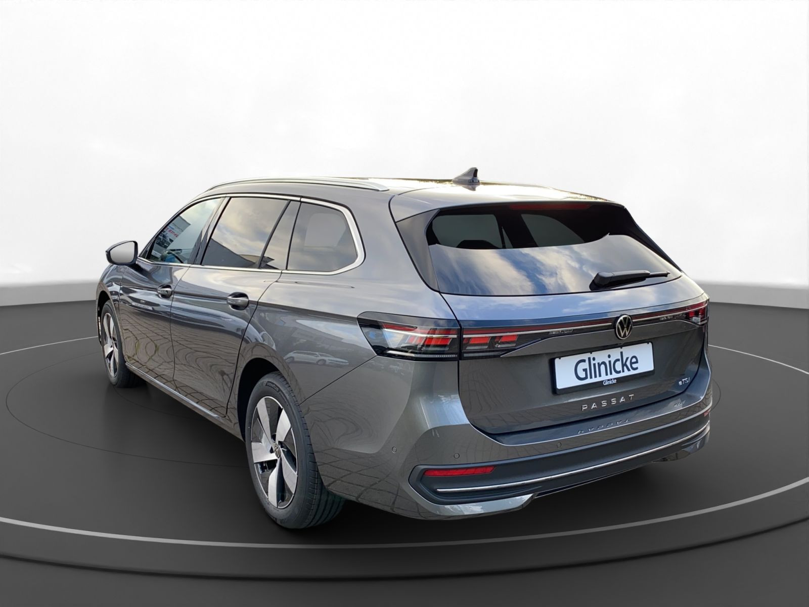 Volkswagen - Passat Variant_6